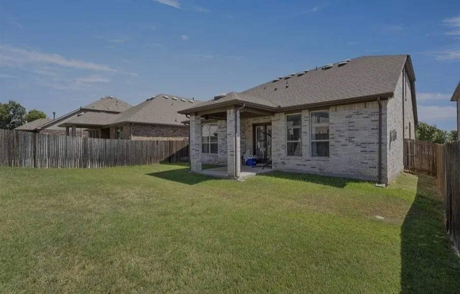Single Family Residence For Sale in Collin County , 1819 Lone Lynx Way, Wylie, Texas 75098, 4 Bedroom, 3 Bathroom, 2 Garage spaces, 2,637 Sqft, built in 2019, mls#21396633, Real Estate Agent in Wylie, Homes For Sale in Collin county, Homes For Sale in Wylie, Realtor in Wylie Texas, Real Estate Brokerage Independent Realty Texas, Luminita Cordes Realtor