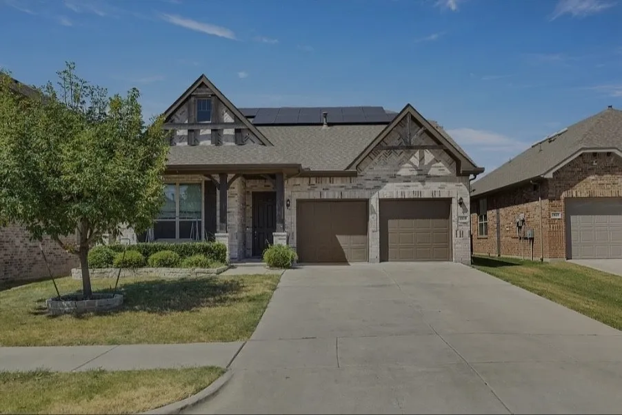 Single Family Residence For Sale in Collin County , 1819 Lone Lynx Way, Wylie, Texas 75098, 4 Bedroom, 3 Bathroom, 2 Garage spaces, 2,637 Sqft, built in 2019, mls#21396633, Real Estate Agent in Wylie, Homes For Sale in Collin county, Homes For Sale in Wylie, Realtor in Wylie Texas, Real Estate Brokerage Independent Realty Texas, Luminita Cordes Realtor