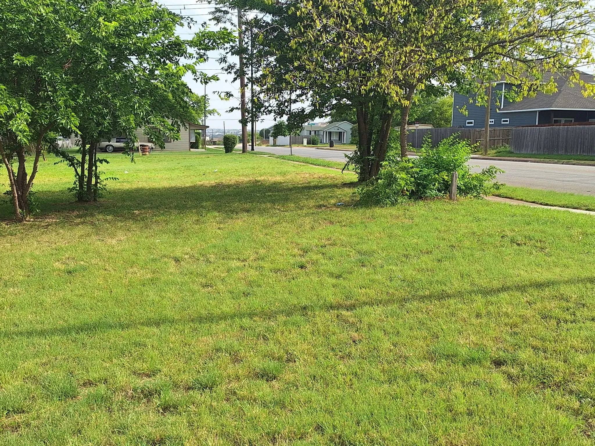 Unimproved Land For Sale in Tarrant County , 5637 Humbert Avenue, Fort Worth, Texas 76107, 0, 0, Garage spaces, 0 Sqft, built in 0, mls#21391353, Real Estate Agent in Fort Worth, Homes For Sale in Tarrant county, Homes For Sale in Fort Worth, Realtor in Fort Worth Texas, Real Estate Brokerage Independent Realty Texas, Luminita Cordes Realtor
