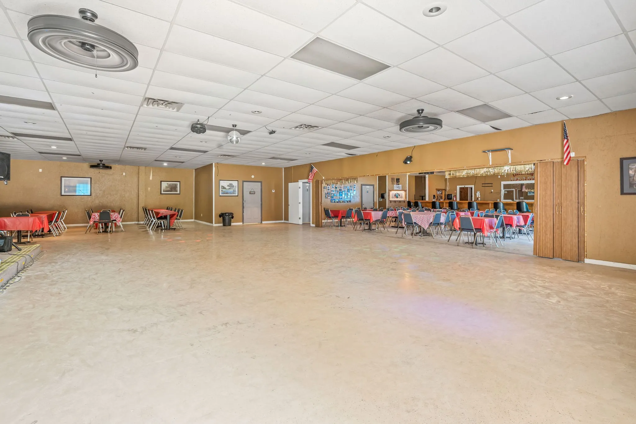 Business For Sale in Morris County , 5810 US Highway 259 N, Naples, Texas 75568, 0, 0, Garage spaces, 0 Sqft, built in 2013, mls#21390429, Real Estate Agent in Naples, Homes For Sale in Morris county, Homes For Sale in Naples, Realtor in Naples Texas, Real Estate Brokerage Independent Realty Texas, Luminita Cordes Realtor