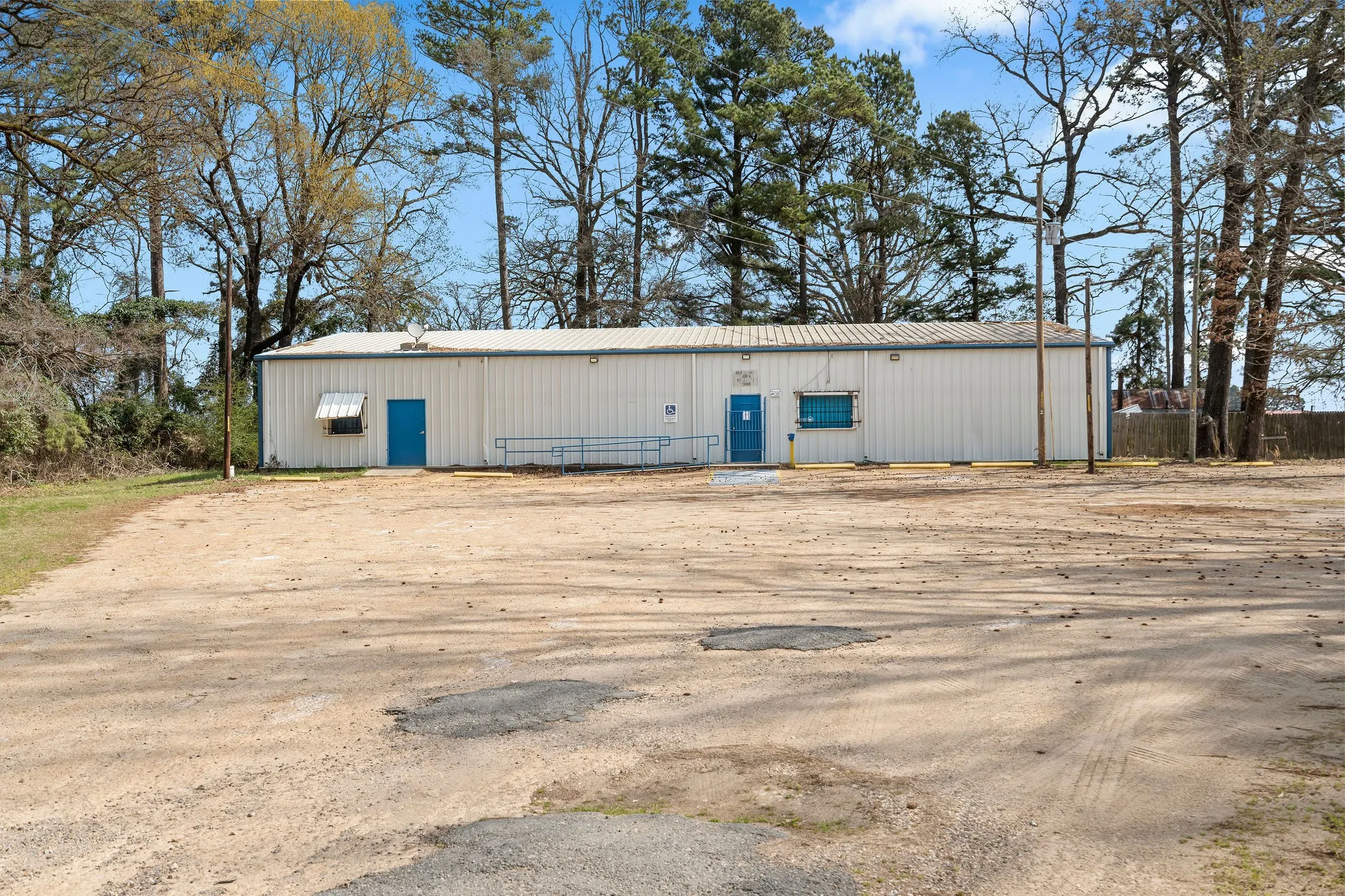 Business For Sale in Morris County , 5810 US Highway 259 N, Naples, Texas 75568, 0, 0, Garage spaces, 0 Sqft, built in 2013, mls#21390429, Real Estate Agent in Naples, Homes For Sale in Morris county, Homes For Sale in Naples, Realtor in Naples Texas, Real Estate Brokerage Independent Realty Texas, Luminita Cordes Realtor
