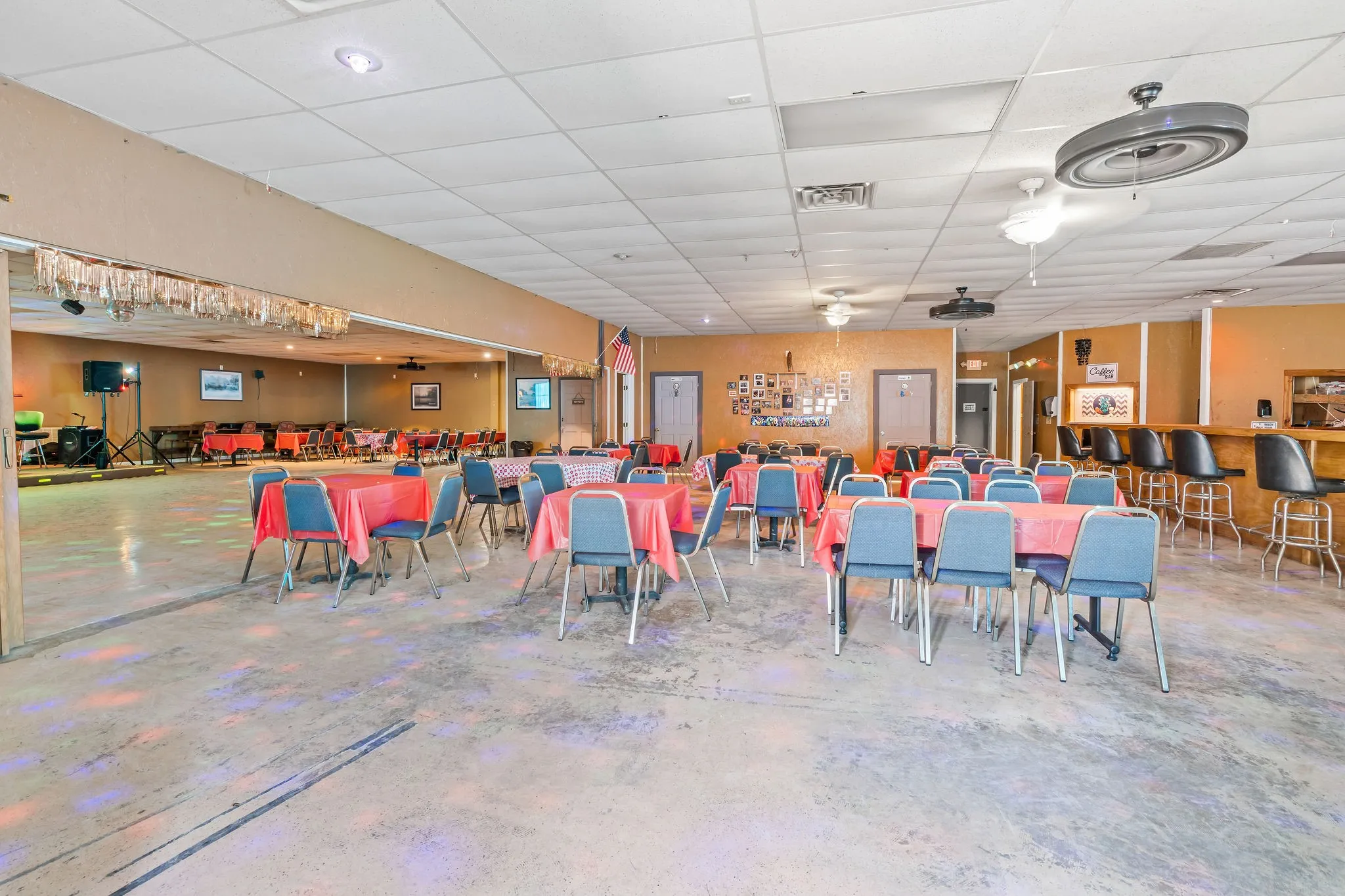 Business For Sale in Morris County , 5810 US Highway 259 N, Naples, Texas 75568, 0, 0, Garage spaces, 0 Sqft, built in 2013, mls#21390429, Real Estate Agent in Naples, Homes For Sale in Morris county, Homes For Sale in Naples, Realtor in Naples Texas, Real Estate Brokerage Independent Realty Texas, Luminita Cordes Realtor