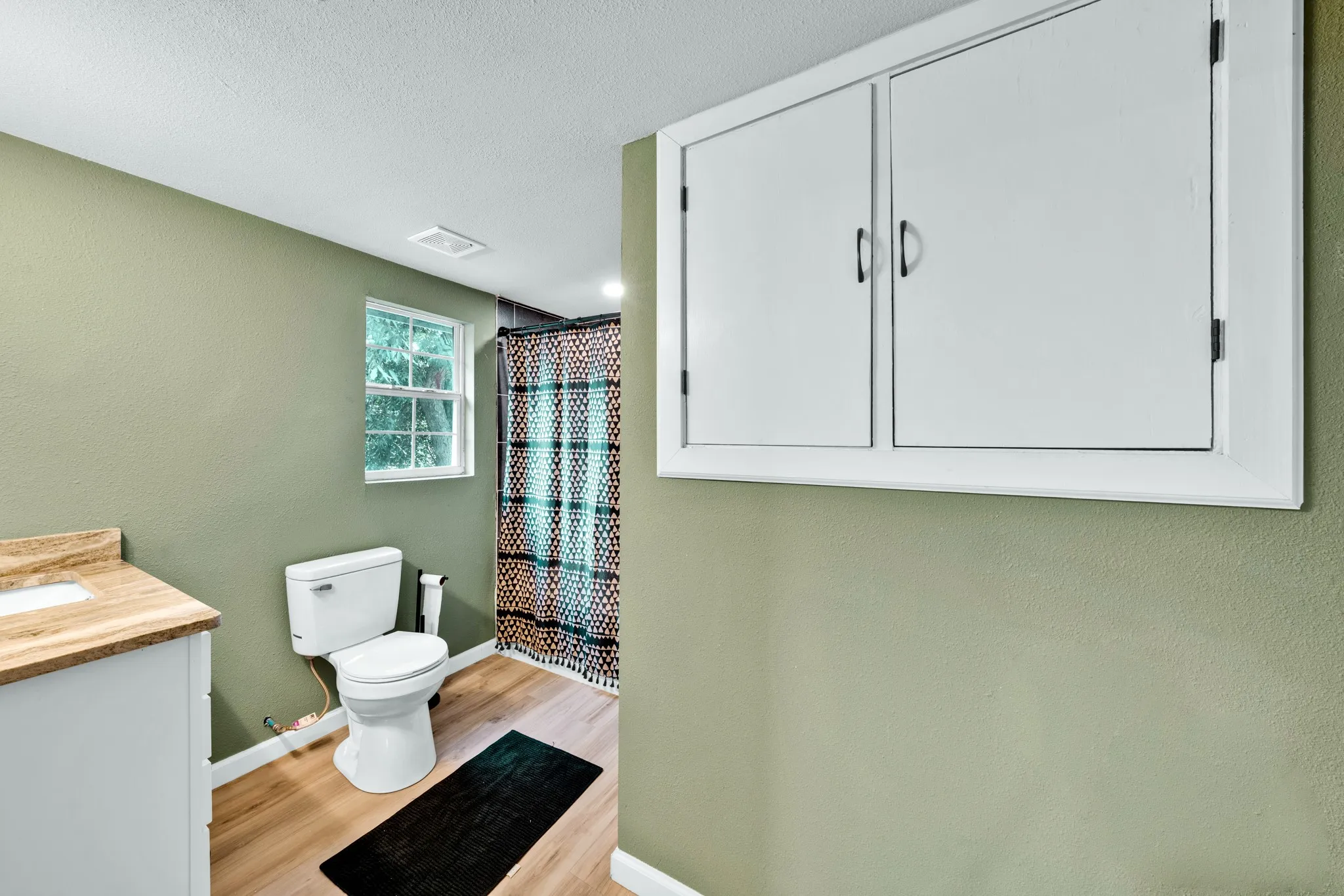 Single Family Residence For Sale in Bowie County , 303 North Ellis, New Boston, Texas 75570, 3 Bedroom, 2 Bathroom, 2 Garage spaces, 2,554 Sqft, built in 1900, mls#21397405, Real Estate Agent in New Boston, Homes For Sale in Bowie county, Homes For Sale in New Boston, Realtor in New Boston Texas, Real Estate Brokerage Independent Realty Texas, Luminita Cordes Realtor