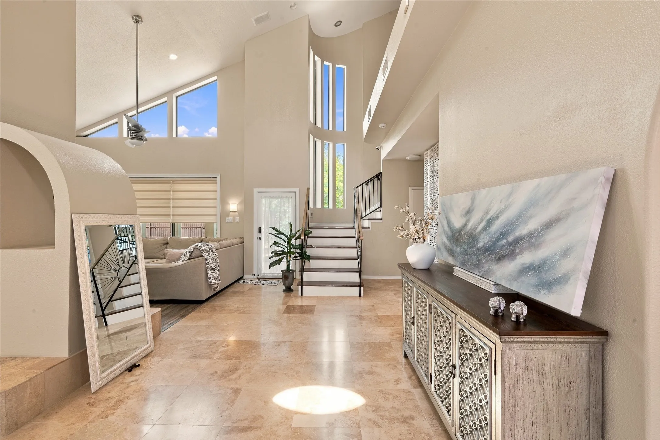 Single Family Residence For Sale in Collin County , 5057 Trail Lake Drive, Plano, Texas 75093, 4 Bedroom, 3 Bathroom, 3 Garage spaces, 3,428 Sqft, built in 1992, mls#21397102, Real Estate Agent in Plano, Homes For Sale in Collin county, Homes For Sale in Plano, Realtor in Plano Texas, Real Estate Brokerage Independent Realty Texas, Luminita Cordes Realtor