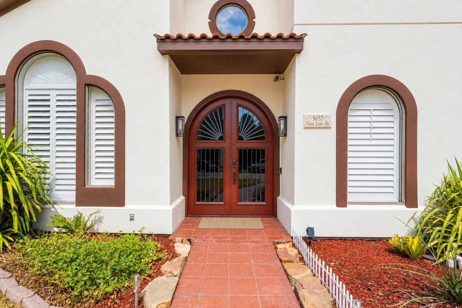 Elegant arched entry