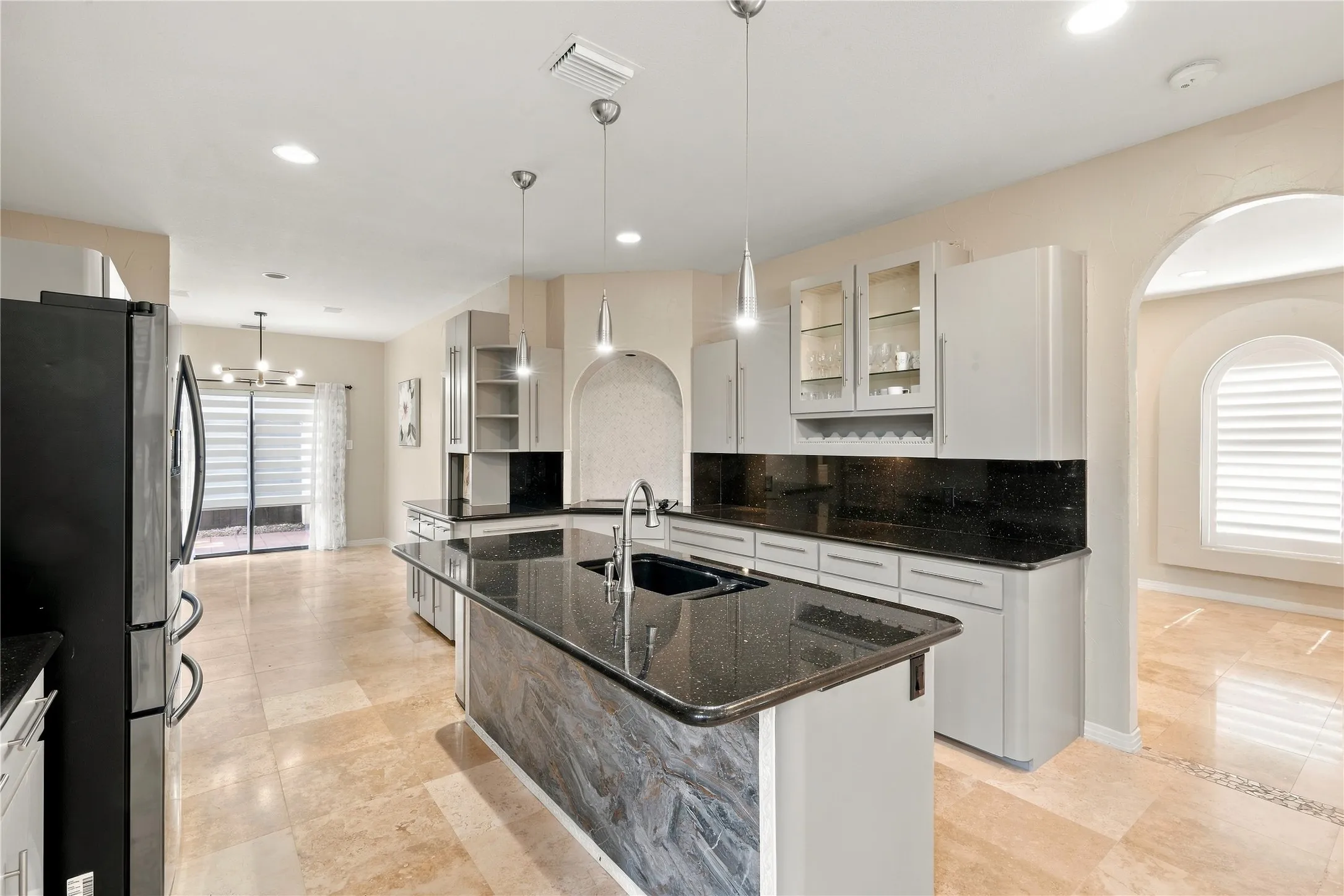 Single Family Residence For Sale in Collin County , 5057 Trail Lake Drive, Plano, Texas 75093, 4 Bedroom, 3 Bathroom, 3 Garage spaces, 3,428 Sqft, built in 1992, mls#21397102, Real Estate Agent in Plano, Homes For Sale in Collin county, Homes For Sale in Plano, Realtor in Plano Texas, Real Estate Brokerage Independent Realty Texas, Luminita Cordes Realtor
