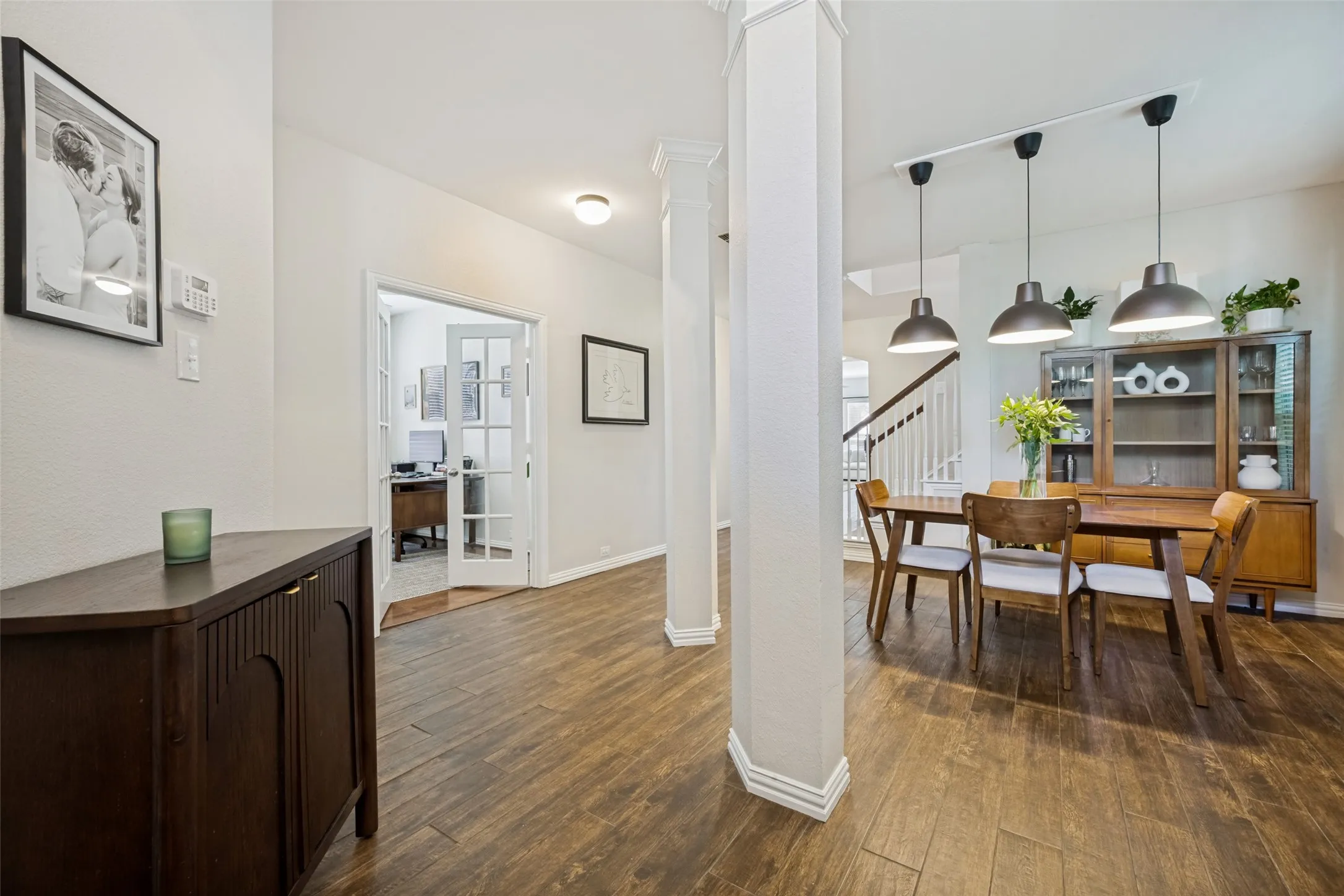 Single Family Residence For Rent in Denton County , 310 Conroe Circle, Argyle, Texas 76226, 4 Bedroom, 3 Bathroom, 2 Garage spaces, 2,493 Sqft, built in 2006, mls#21397411, Real Estate Agent in Argyle, Homes For Rent in Denton county, Homes For Rent in Argyle, Realtor in Argyle Texas, Real Estate Brokerage Independent Realty Texas, Luminita Cordes Realtor