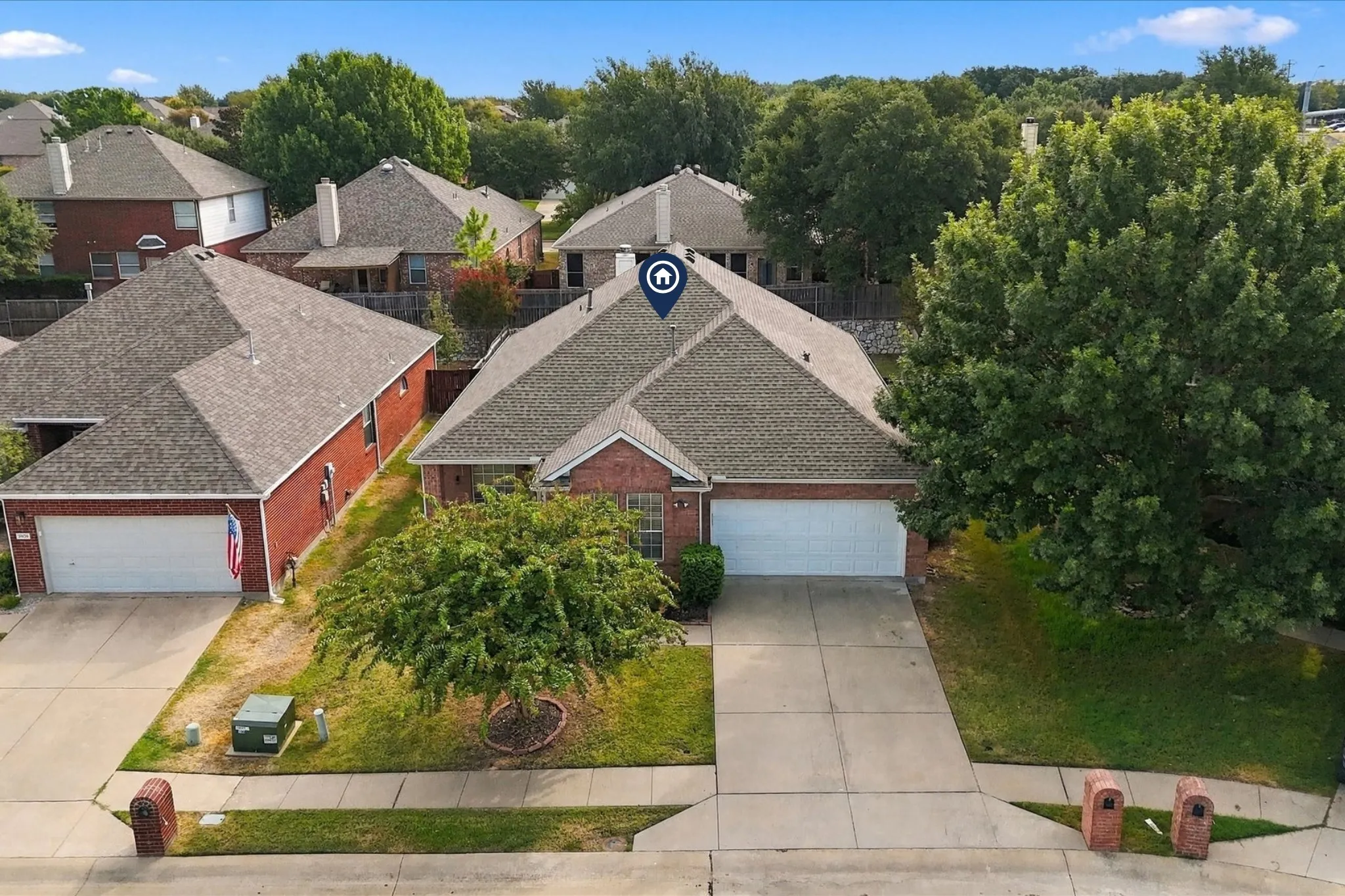 Single Family Residence For Sale in Collin County , 2901 Drake Court, Mc Kinney, Texas 75072, 3 Bedroom, 2 Bathroom, 2 Garage spaces, 1,988 Sqft, built in 2000, mls#21391451, Real Estate Agent in Mc Kinney, Homes For Sale in Collin county, Homes For Sale in Mc Kinney, Realtor in Mc Kinney Texas, Real Estate Brokerage Independent Realty Texas, Luminita Cordes Realtor