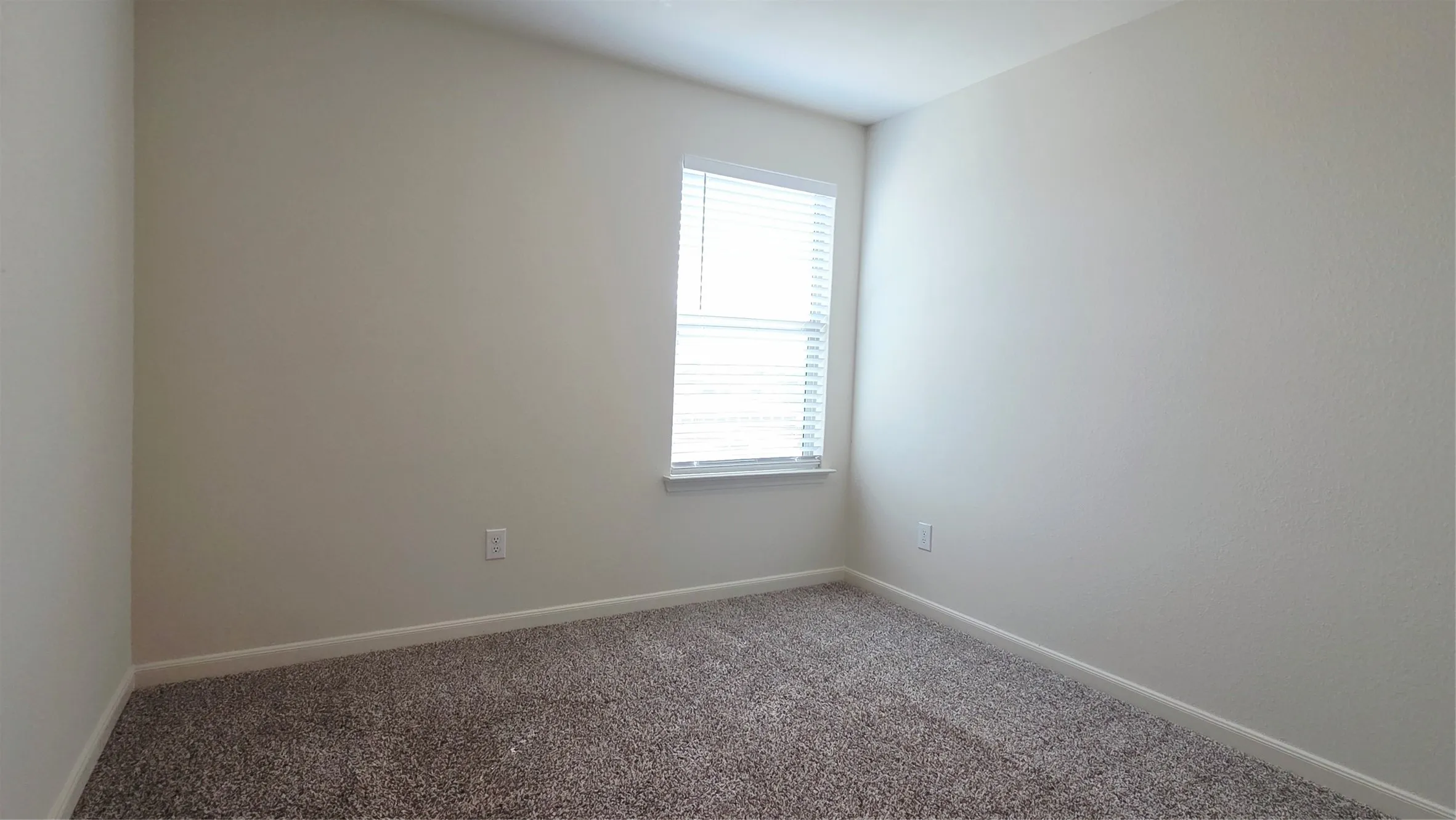 Townhouse For Rent in Collin County , 331 Stone Court, Princeton, Texas 75407, 3 Bedroom, 3 Bathroom, 2 Garage spaces, 1,573 Sqft, built in 2022, mls#21397412, Real Estate Agent in Princeton, Homes For Rent in Collin county, Homes For Rent in Princeton, Realtor in Princeton Texas, Real Estate Brokerage Independent Realty Texas, Luminita Cordes Realtor