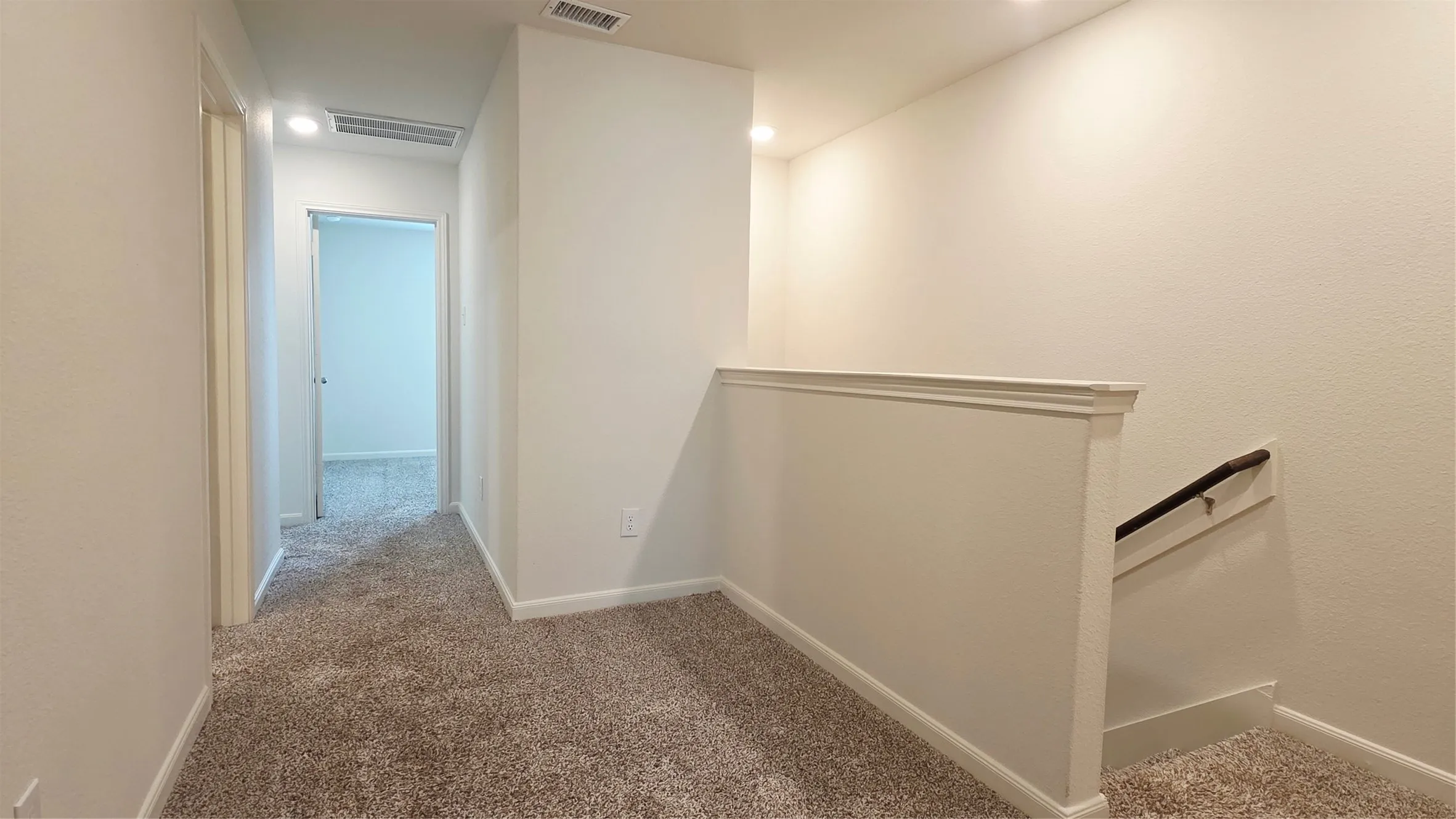 Townhouse For Rent in Collin County , 331 Stone Court, Princeton, Texas 75407, 3 Bedroom, 3 Bathroom, 2 Garage spaces, 1,573 Sqft, built in 2022, mls#21397412, Real Estate Agent in Princeton, Homes For Rent in Collin county, Homes For Rent in Princeton, Realtor in Princeton Texas, Real Estate Brokerage Independent Realty Texas, Luminita Cordes Realtor