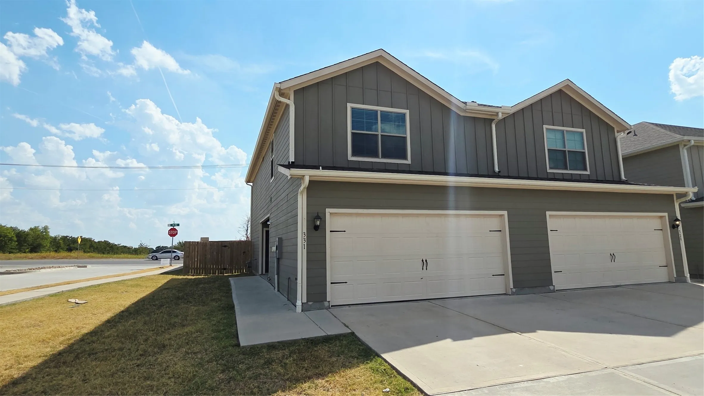 Townhouse For Rent in Collin County , 331 Stone Court, Princeton, Texas 75407, 3 Bedroom, 3 Bathroom, 2 Garage spaces, 1,573 Sqft, built in 2022, mls#21397412, Real Estate Agent in Princeton, Homes For Rent in Collin county, Homes For Rent in Princeton, Realtor in Princeton Texas, Real Estate Brokerage Independent Realty Texas, Luminita Cordes Realtor