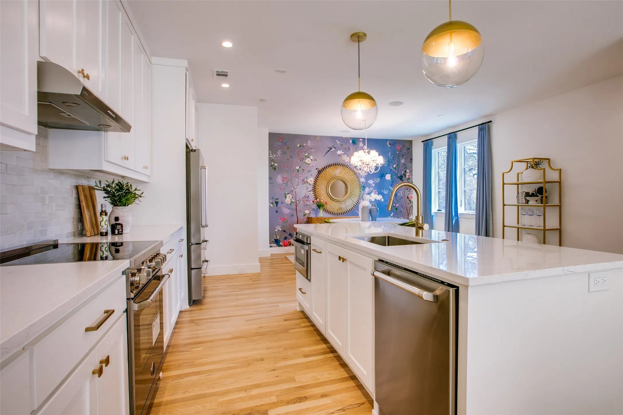Condominium For Sale in Dallas County , 7207 Gaston Avenue 902, Dallas, Texas 75206, 2 Bedroom, 3 Bathroom, 2 Garage spaces, 1,357 Sqft, built in 2024, mls#21397419, Real Estate Agent in Dallas, Homes For Sale in Dallas county, Homes For Sale in Dallas, Realtor in Dallas Texas, Real Estate Brokerage Independent Realty Texas, Luminita Cordes Realtor