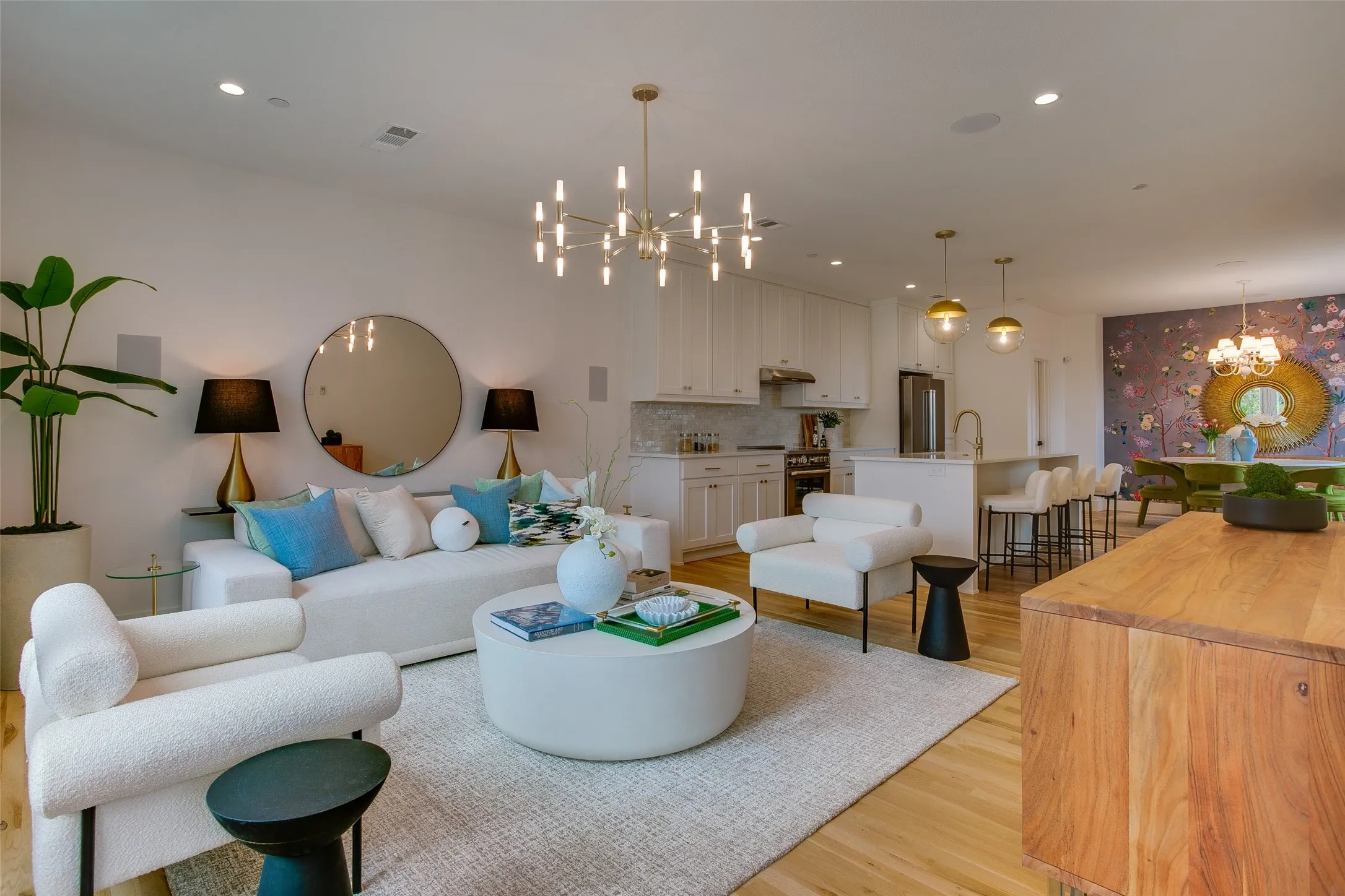 Condominium For Sale in Dallas County , 7207 Gaston Avenue 902, Dallas, Texas 75206, 2 Bedroom, 3 Bathroom, 2 Garage spaces, 1,357 Sqft, built in 2024, mls#21397419, Real Estate Agent in Dallas, Homes For Sale in Dallas county, Homes For Sale in Dallas, Realtor in Dallas Texas, Real Estate Brokerage Independent Realty Texas, Luminita Cordes Realtor