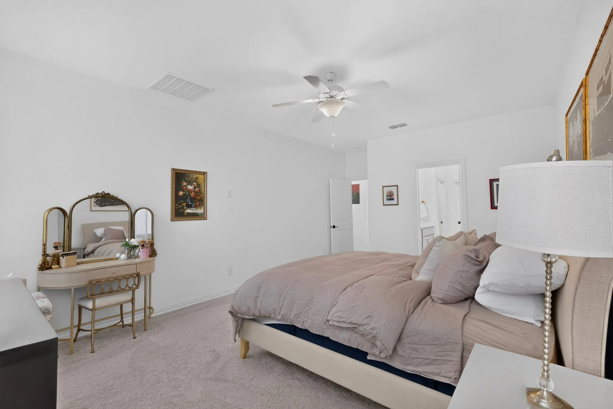 Single Family Residence For Sale in Tarrant County , 1624 Whitworth Drive, Fort Worth, Texas 76052, 4 Bedroom, 4 Bathroom, 2 Garage spaces, 2,718 Sqft, built in 2023, mls#21396280, Real Estate Agent in Fort Worth, Homes For Sale in Tarrant county, Homes For Sale in Fort Worth, Realtor in Fort Worth Texas, Real Estate Brokerage Independent Realty Texas, Luminita Cordes Realtor