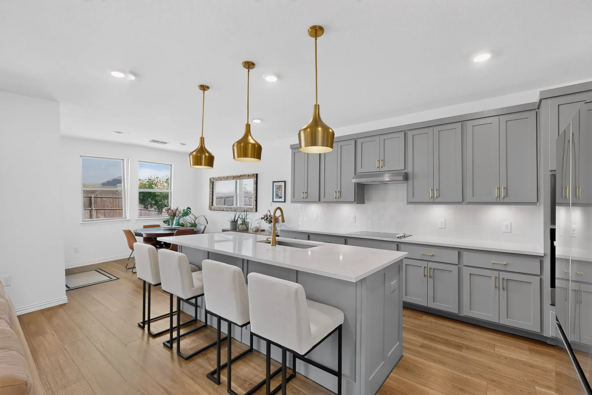 Single Family Residence For Sale in Tarrant County , 1624 Whitworth Drive, Fort Worth, Texas 76052, 4 Bedroom, 4 Bathroom, 2 Garage spaces, 2,718 Sqft, built in 2023, mls#21396280, Real Estate Agent in Fort Worth, Homes For Sale in Tarrant county, Homes For Sale in Fort Worth, Realtor in Fort Worth Texas, Real Estate Brokerage Independent Realty Texas, Luminita Cordes Realtor