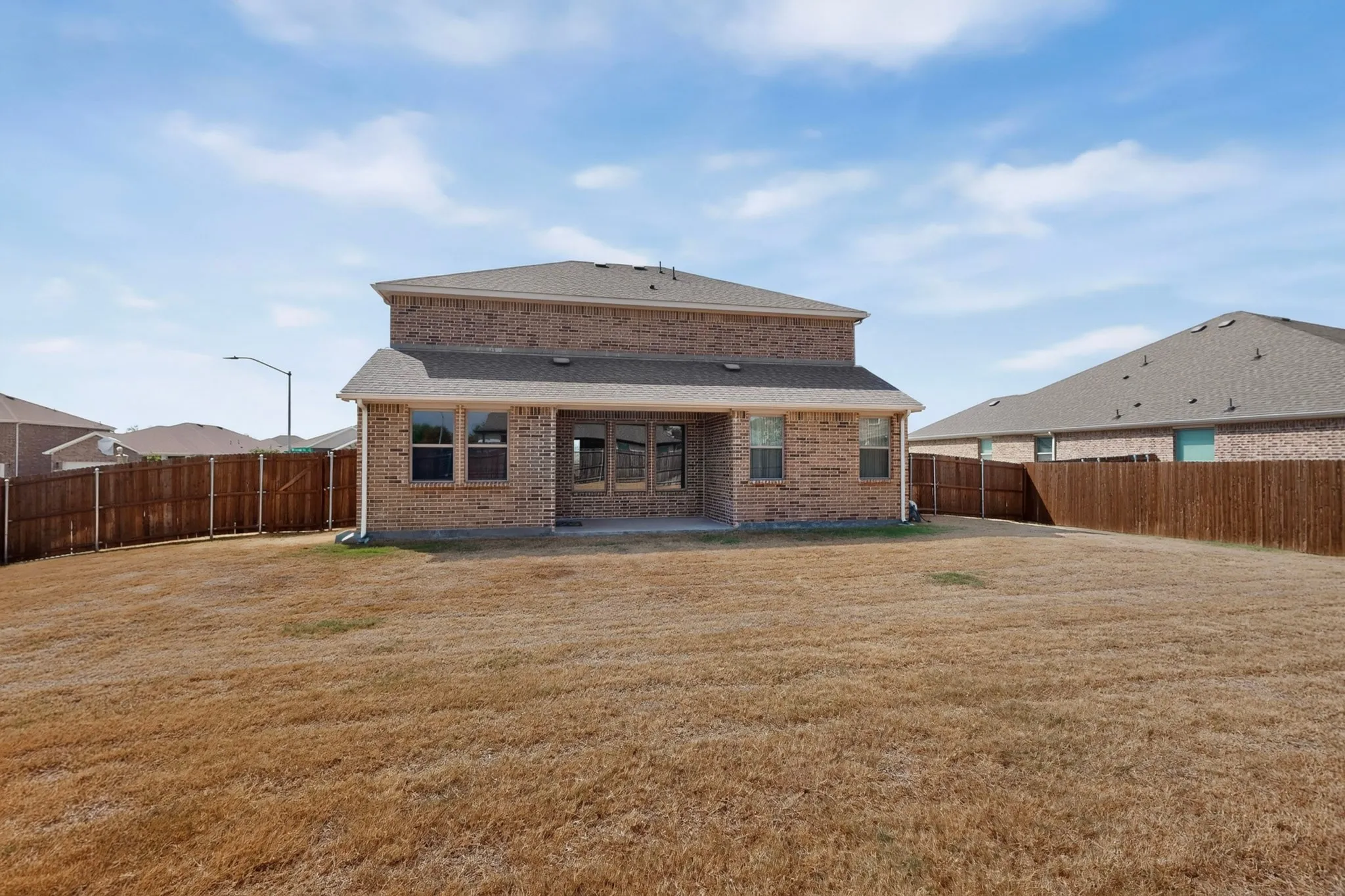 Single Family Residence For Sale in Tarrant County , 1624 Whitworth Drive, Fort Worth, Texas 76052, 4 Bedroom, 4 Bathroom, 2 Garage spaces, 2,718 Sqft, built in 2023, mls#21396280, Real Estate Agent in Fort Worth, Homes For Sale in Tarrant county, Homes For Sale in Fort Worth, Realtor in Fort Worth Texas, Real Estate Brokerage Independent Realty Texas, Luminita Cordes Realtor