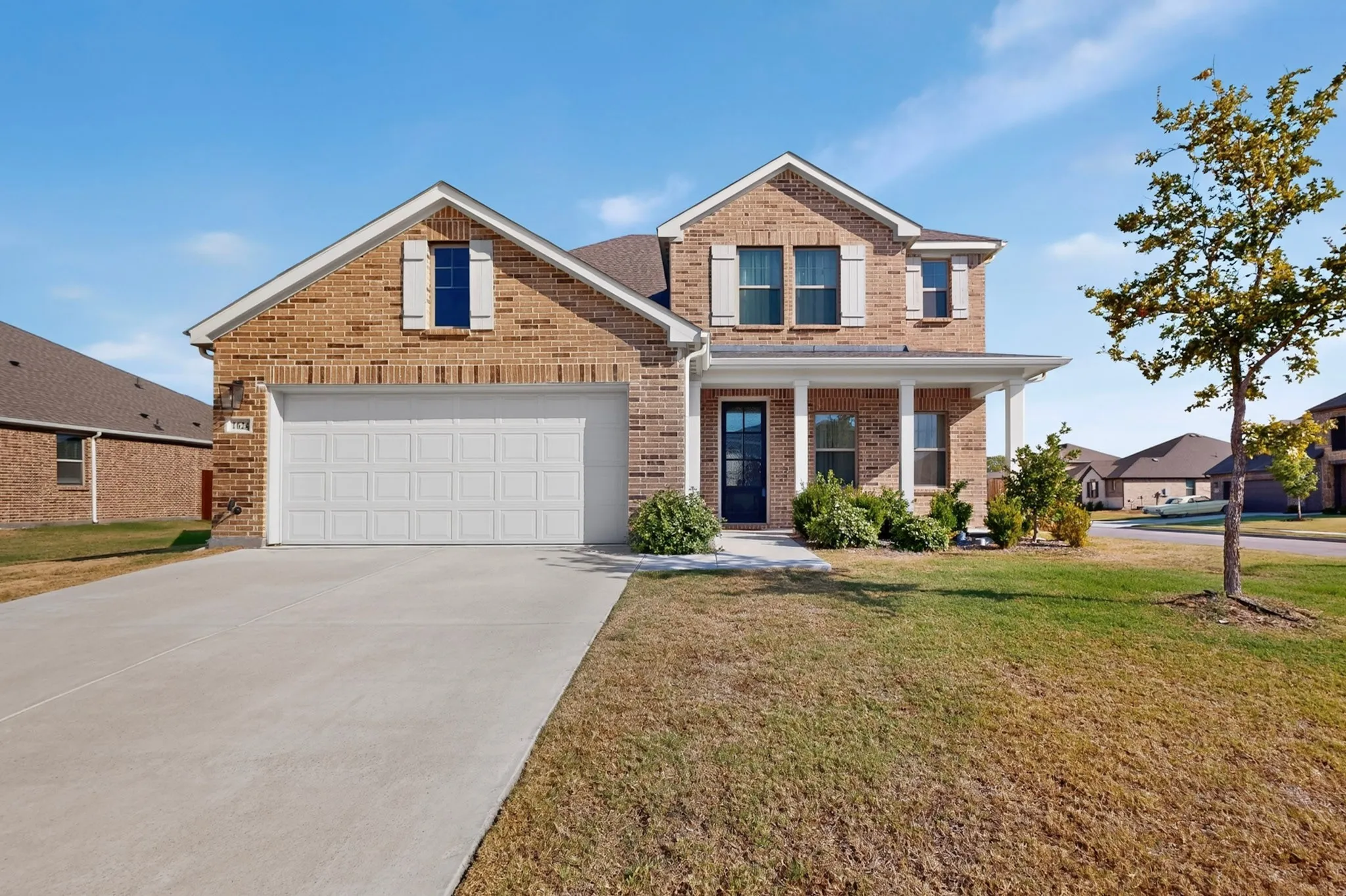 Single Family Residence For Sale in Tarrant County , 1624 Whitworth Drive, Fort Worth, Texas 76052, 4 Bedroom, 4 Bathroom, 2 Garage spaces, 2,718 Sqft, built in 2023, mls#21396280, Real Estate Agent in Fort Worth, Homes For Sale in Tarrant county, Homes For Sale in Fort Worth, Realtor in Fort Worth Texas, Real Estate Brokerage Independent Realty Texas, Luminita Cordes Realtor