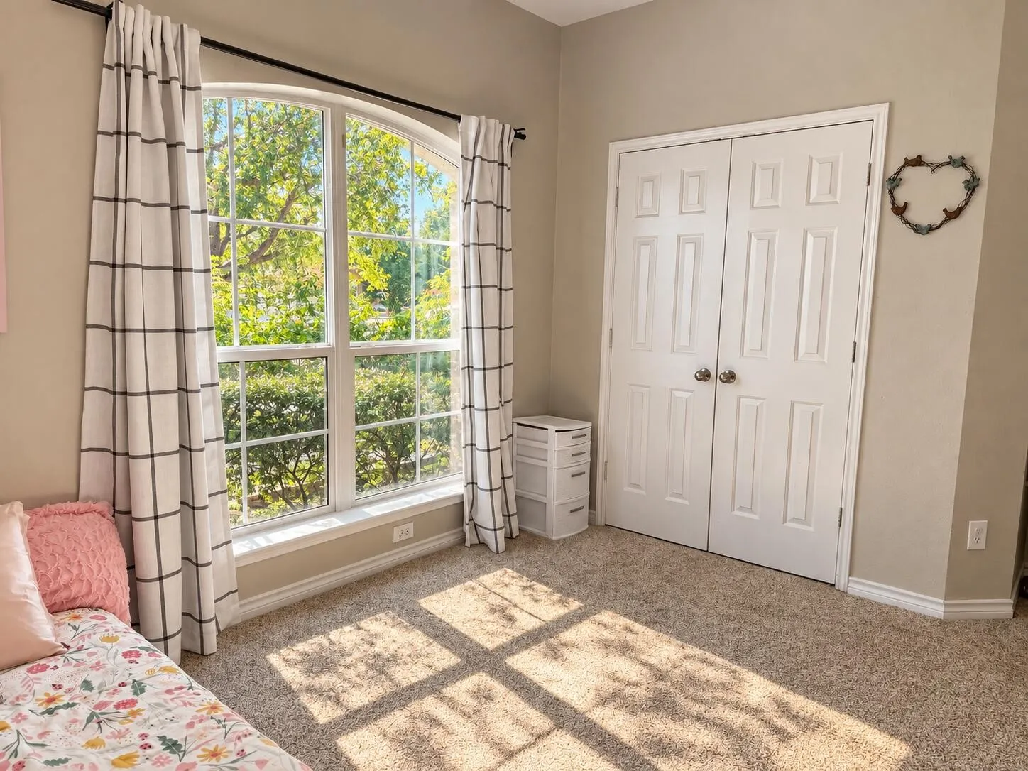 Single Family Residence For Sale in Tarrant County , 224 Spring Hollow Drive, Saginaw, Texas 76131, 3 Bedroom, 2 Bathroom, 2 Garage spaces, 1,614 Sqft, built in 2008, mls#21397427, Real Estate Agent in Saginaw, Homes For Sale in Tarrant county, Homes For Sale in Saginaw, Realtor in Saginaw Texas, Real Estate Brokerage Independent Realty Texas, Luminita Cordes Realtor