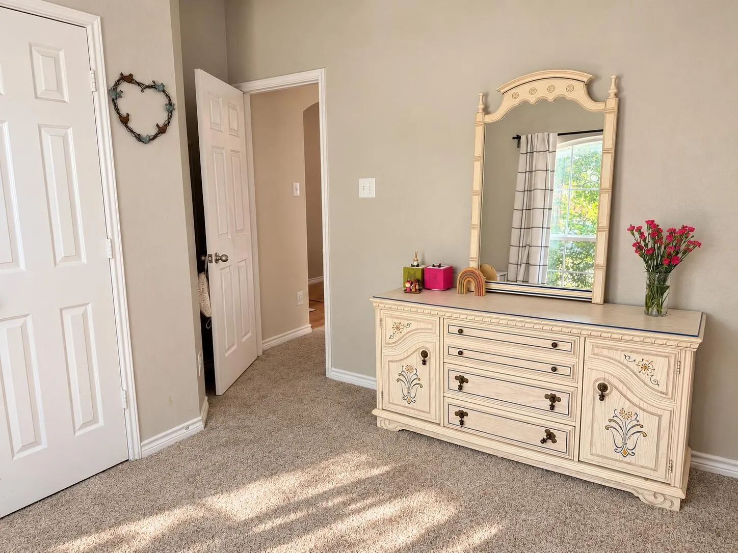 Single Family Residence For Sale in Tarrant County , 224 Spring Hollow Drive, Saginaw, Texas 76131, 3 Bedroom, 2 Bathroom, 2 Garage spaces, 1,614 Sqft, built in 2008, mls#21397427, Real Estate Agent in Saginaw, Homes For Sale in Tarrant county, Homes For Sale in Saginaw, Realtor in Saginaw Texas, Real Estate Brokerage Independent Realty Texas, Luminita Cordes Realtor