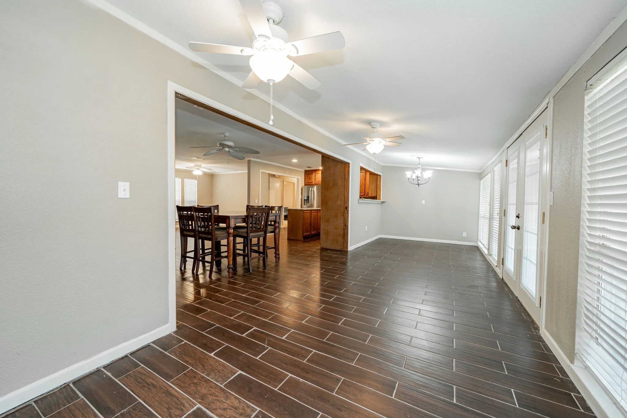 sunroom/dining