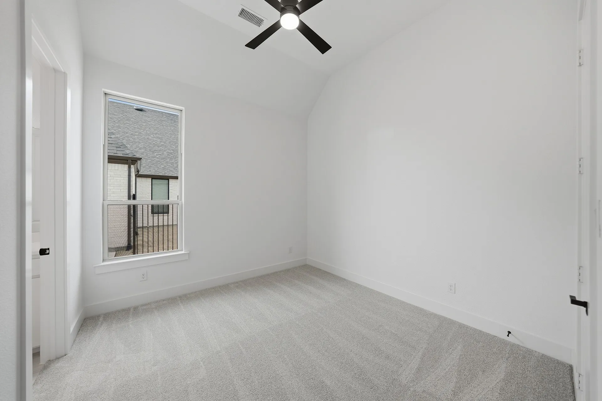 Single Family Residence For Sale in Rockwall County , 814 Forest Creek Drive, Rockwall, Texas 75087, 4 Bedroom, 4 Bathroom, 3 Garage spaces, 3,095 Sqft, built in 2025, mls#21397431, Real Estate Agent in Rockwall, Homes For Sale in Rockwall county, Homes For Sale in Rockwall, Realtor in Rockwall Texas, Real Estate Brokerage Independent Realty Texas, Luminita Cordes Realtor