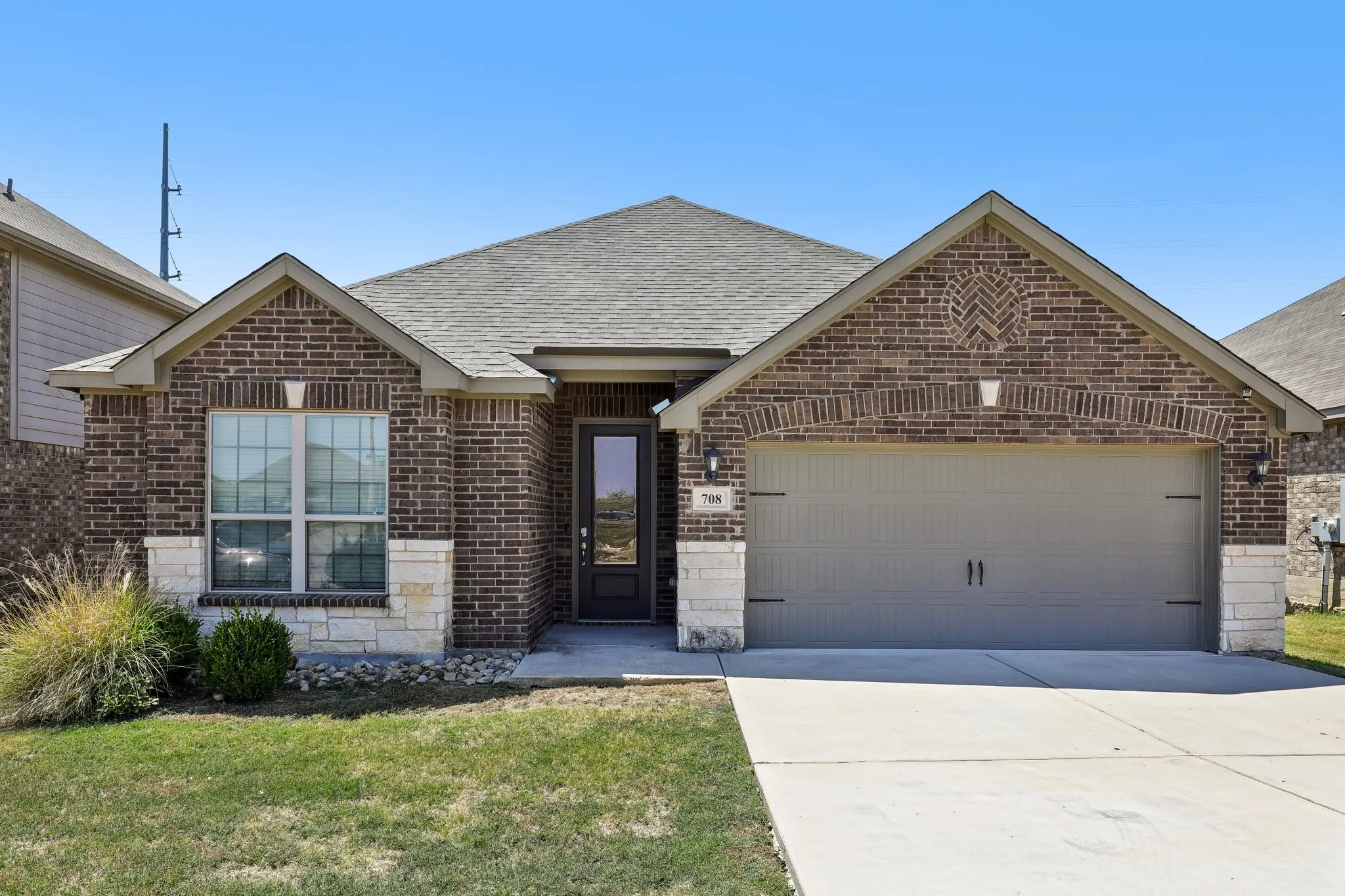 Single Family Residence For Rent in Denton County , 708 Lansman Trail, Denton, Texas 76207, 3 Bedroom, 2 Bathroom, 2 Garage spaces, 1,739 Sqft, built in 2019, mls#21375261, Real Estate Agent in Denton, Homes For Rent in Denton county, Homes For Rent in Denton, Realtor in Denton Texas, Real Estate Brokerage Independent Realty Texas, Luminita Cordes Realtor