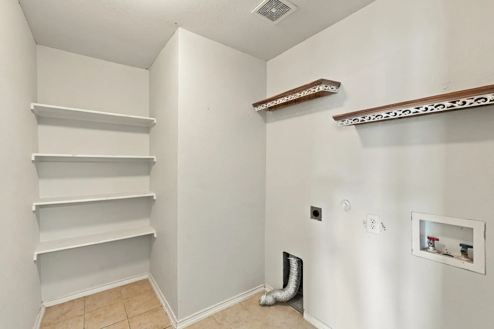 Laundry room oversized