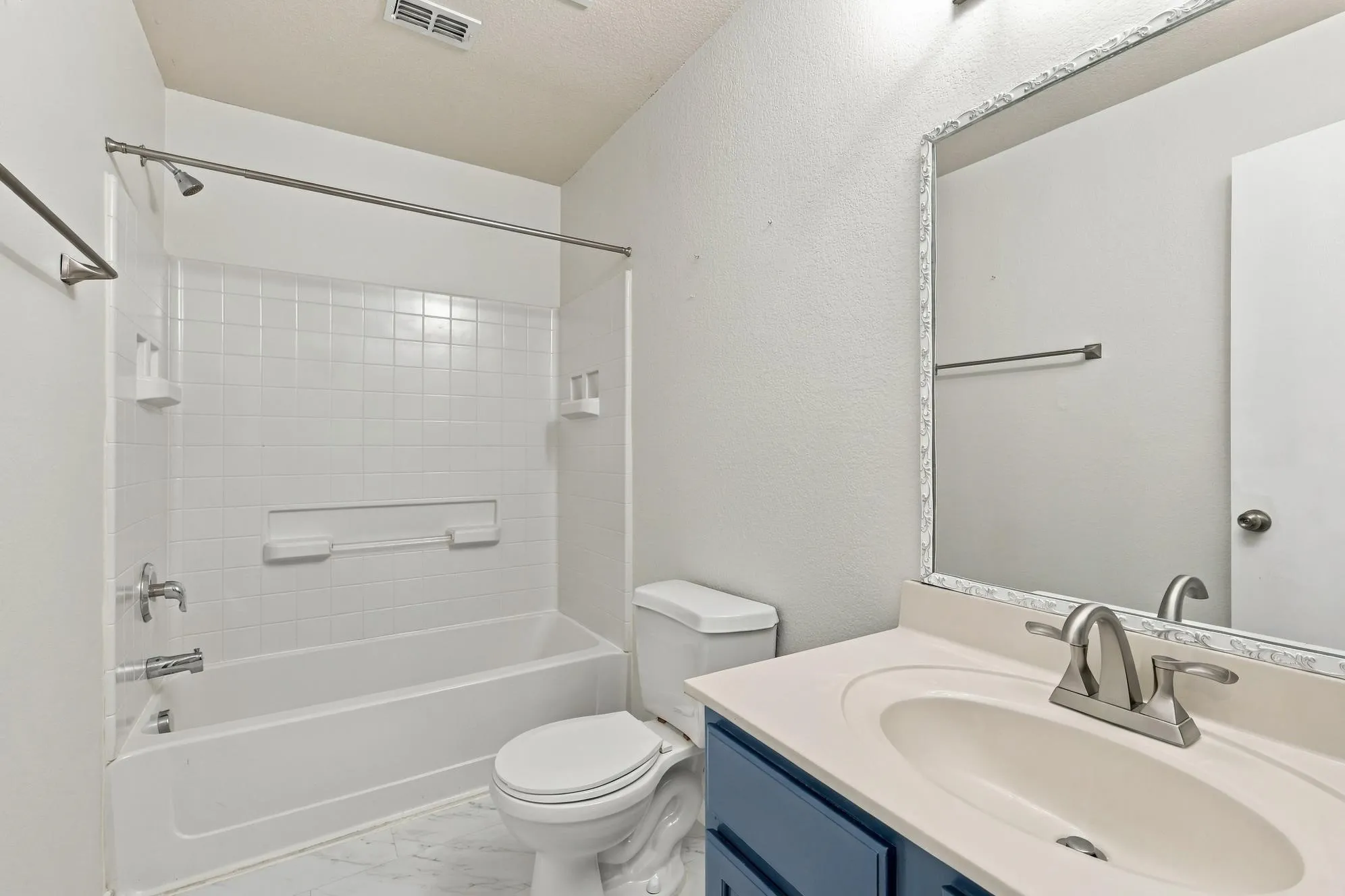 Nice and bright bathroom