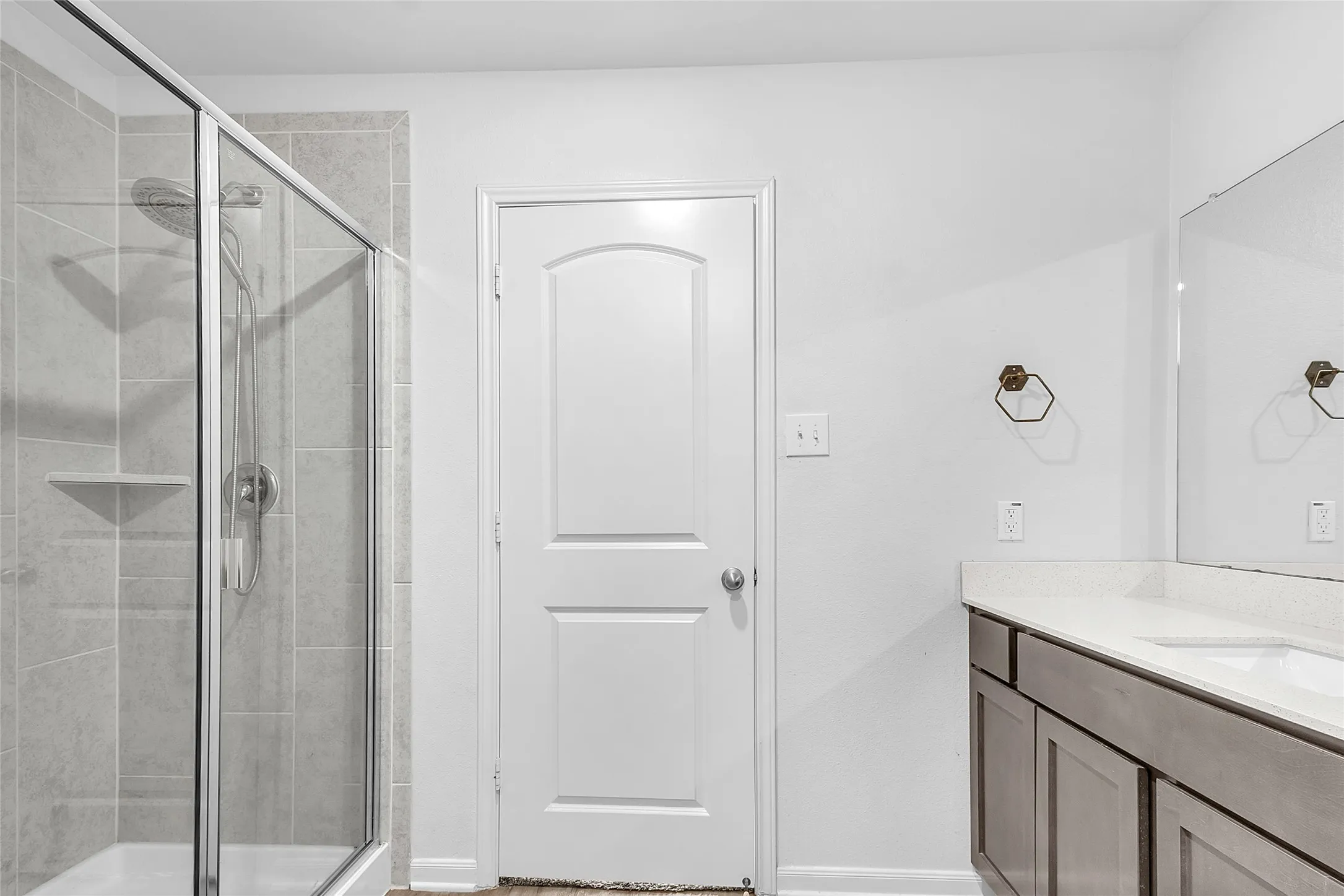 Single Family Residence For Rent in Kaufman County , 3083 Chillingham Drive, Forney, Texas 75126, 3 Bedroom, 2 Bathroom, 2 Garage spaces, 1,224 Sqft, built in 2022, mls#21397437, Real Estate Agent in Forney, Homes For Rent in Kaufman county, Homes For Rent in Forney, Realtor in Forney Texas, Real Estate Brokerage Independent Realty Texas, Luminita Cordes Realtor