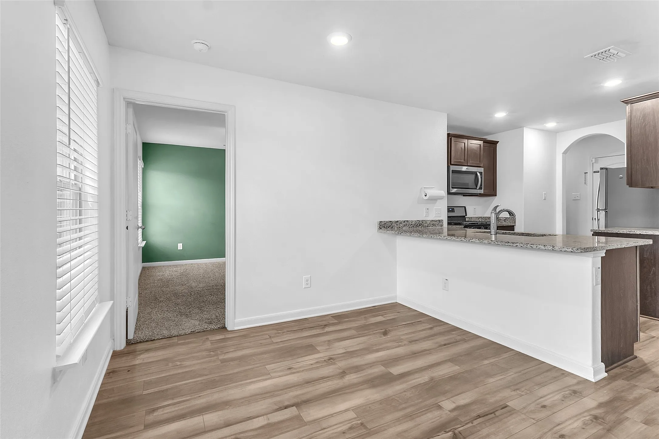 Single Family Residence For Rent in Kaufman County , 3083 Chillingham Drive, Forney, Texas 75126, 3 Bedroom, 2 Bathroom, 2 Garage spaces, 1,224 Sqft, built in 2022, mls#21397437, Real Estate Agent in Forney, Homes For Rent in Kaufman county, Homes For Rent in Forney, Realtor in Forney Texas, Real Estate Brokerage Independent Realty Texas, Luminita Cordes Realtor