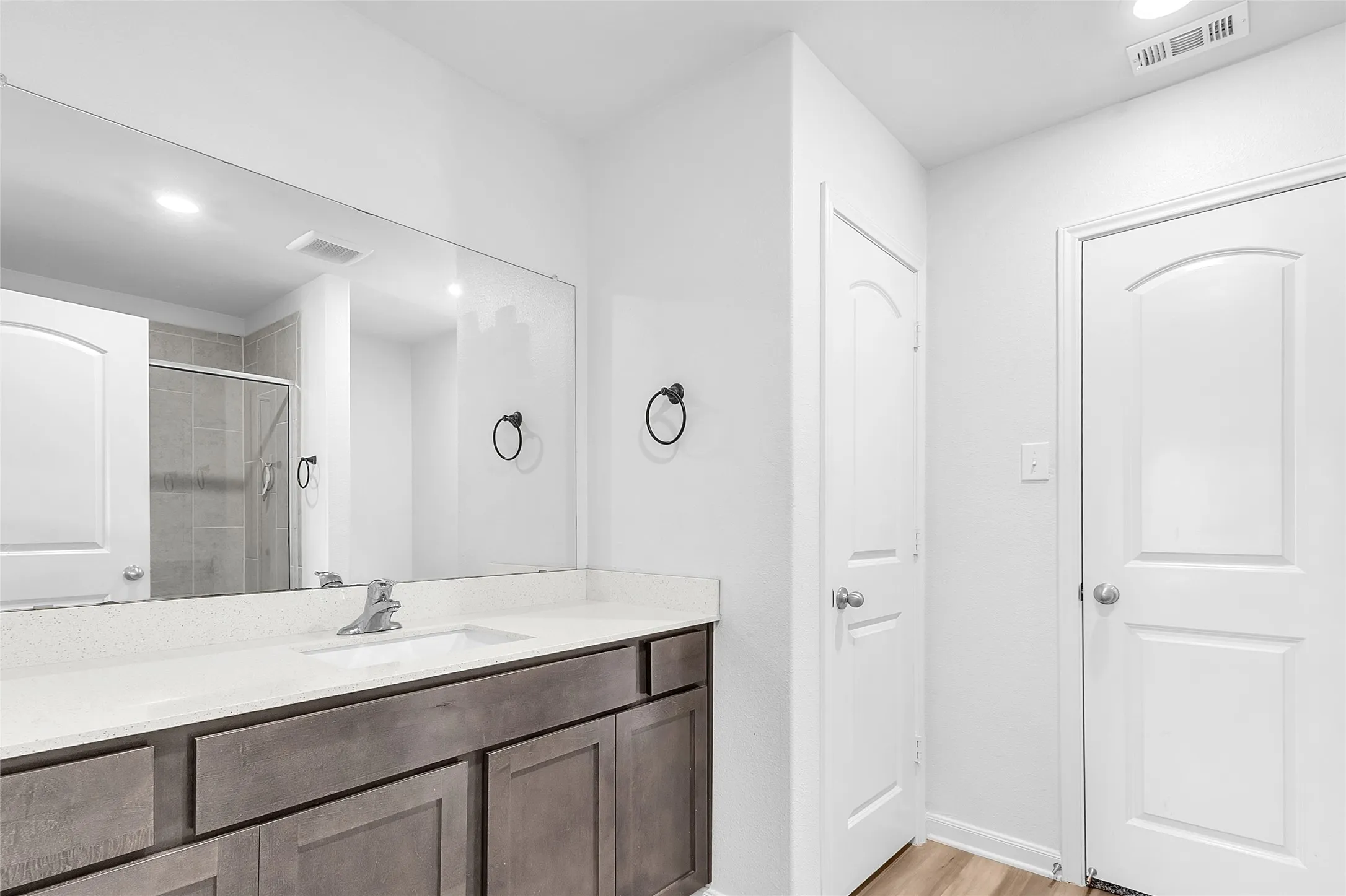 Single Family Residence For Rent in Kaufman County , 3083 Chillingham Drive, Forney, Texas 75126, 3 Bedroom, 2 Bathroom, 2 Garage spaces, 1,224 Sqft, built in 2022, mls#21397437, Real Estate Agent in Forney, Homes For Rent in Kaufman county, Homes For Rent in Forney, Realtor in Forney Texas, Real Estate Brokerage Independent Realty Texas, Luminita Cordes Realtor