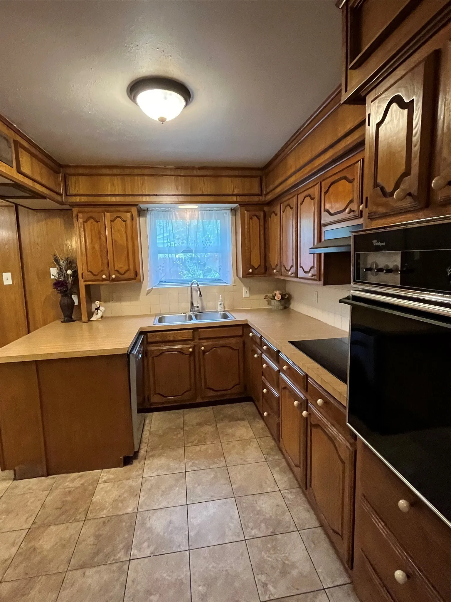 Single Family Residence For Rent in Dallas County , 13515 Charcoal Lane, Farmers Branch, Texas 75234, 3 Bedroom, 2 Bathroom, 2 Garage spaces, 1,265 Sqft, built in 1959, mls#21395063, Real Estate Agent in Farmers Branch, Homes For Rent in Dallas county, Homes For Rent in Farmers Branch, Realtor in Farmers Branch Texas, Real Estate Brokerage Independent Realty Texas, Luminita Cordes Realtor