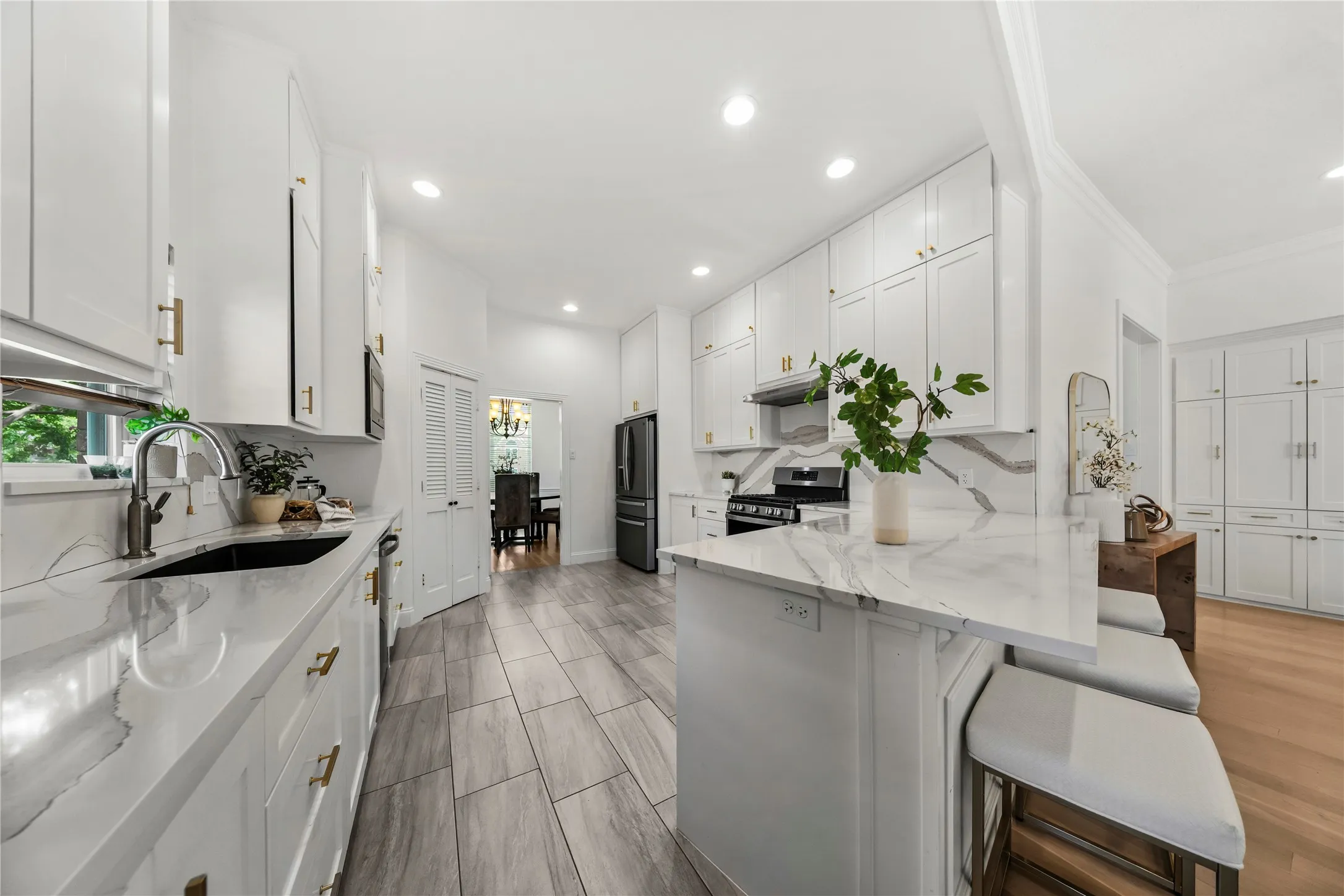 Single Family Residence For Sale in Dallas County , 177 Asher Court, Coppell, Texas 75019, 4 Bedroom, 3 Bathroom, 2 Garage spaces, 3,599 Sqft, built in 1991, mls#21397442, Real Estate Agent in Coppell, Homes For Sale in Dallas county, Homes For Sale in Coppell, Realtor in Coppell Texas, Real Estate Brokerage Independent Realty Texas, Luminita Cordes Realtor