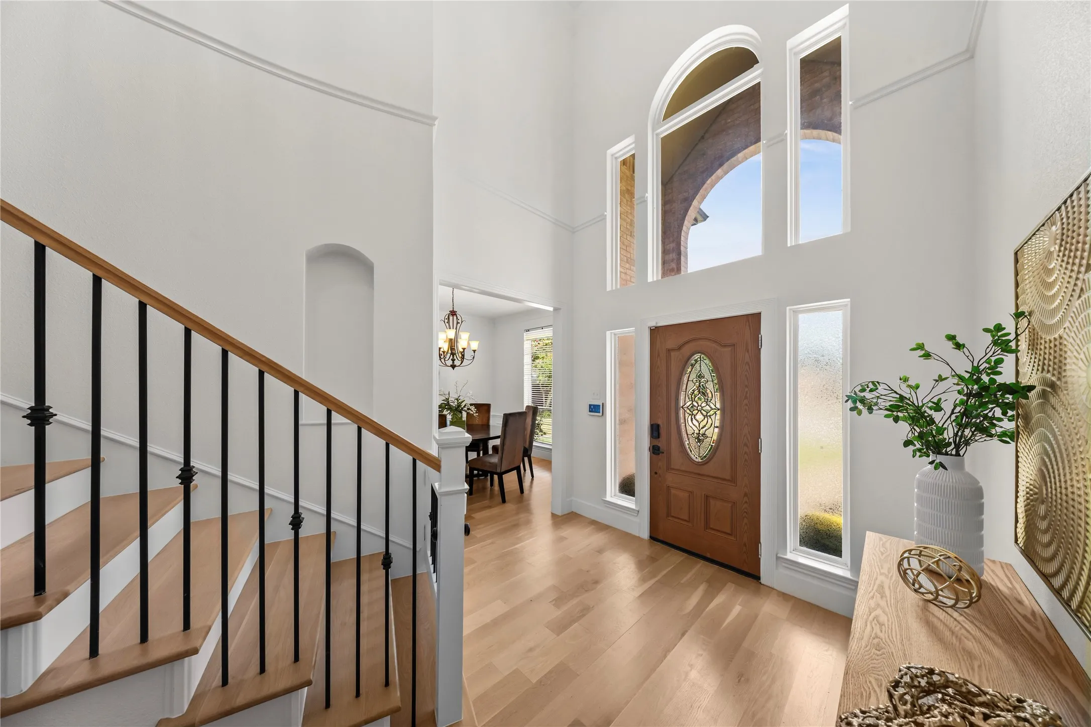 Single Family Residence For Sale in Dallas County , 177 Asher Court, Coppell, Texas 75019, 4 Bedroom, 3 Bathroom, 2 Garage spaces, 3,599 Sqft, built in 1991, mls#21397442, Real Estate Agent in Coppell, Homes For Sale in Dallas county, Homes For Sale in Coppell, Realtor in Coppell Texas, Real Estate Brokerage Independent Realty Texas, Luminita Cordes Realtor