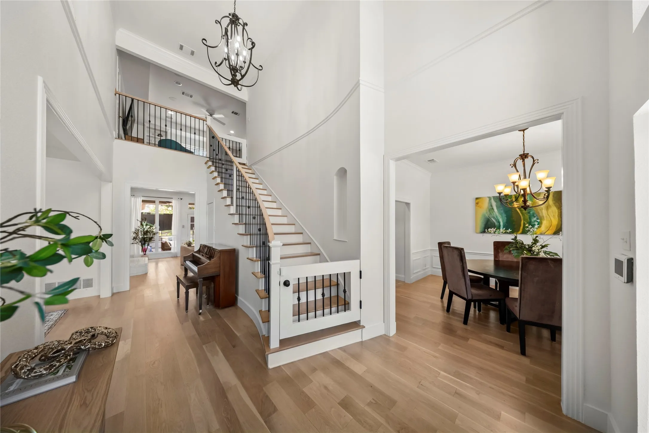 Single Family Residence For Sale in Dallas County , 177 Asher Court, Coppell, Texas 75019, 4 Bedroom, 3 Bathroom, 2 Garage spaces, 3,599 Sqft, built in 1991, mls#21397442, Real Estate Agent in Coppell, Homes For Sale in Dallas county, Homes For Sale in Coppell, Realtor in Coppell Texas, Real Estate Brokerage Independent Realty Texas, Luminita Cordes Realtor