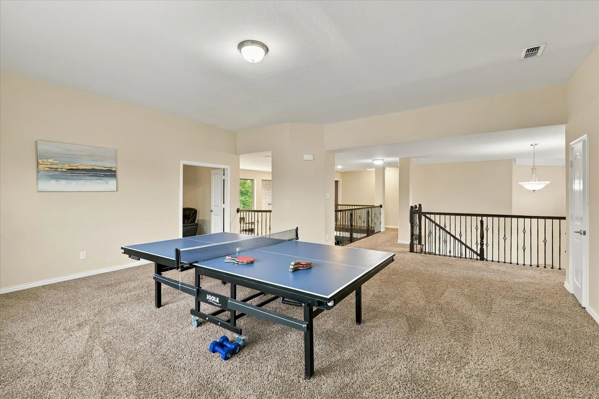Single Family Residence For Sale in Denton County , 901 Hartford Court, Roanoke, Texas 76262, 4 Bedroom, 3 Bathroom, 2 Garage spaces, 4,075 Sqft, built in 2015, mls#21385687, Real Estate Agent in Roanoke, Homes For Sale in Denton county, Homes For Sale in Roanoke, Realtor in Roanoke Texas, Real Estate Brokerage Independent Realty Texas, Luminita Cordes Realtor