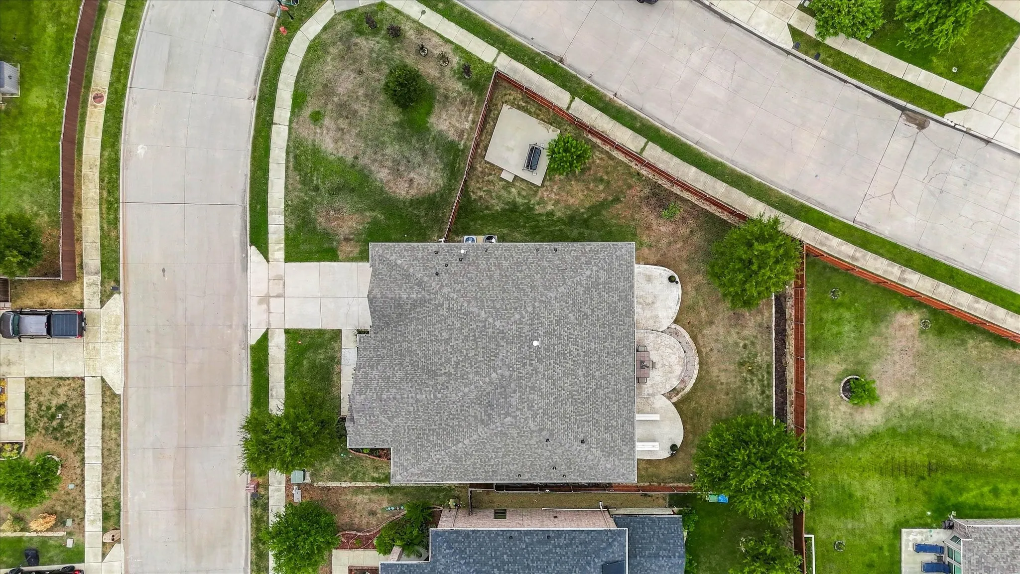 Single Family Residence For Sale in Denton County , 901 Hartford Court, Roanoke, Texas 76262, 4 Bedroom, 3 Bathroom, 2 Garage spaces, 4,075 Sqft, built in 2015, mls#21385687, Real Estate Agent in Roanoke, Homes For Sale in Denton county, Homes For Sale in Roanoke, Realtor in Roanoke Texas, Real Estate Brokerage Independent Realty Texas, Luminita Cordes Realtor