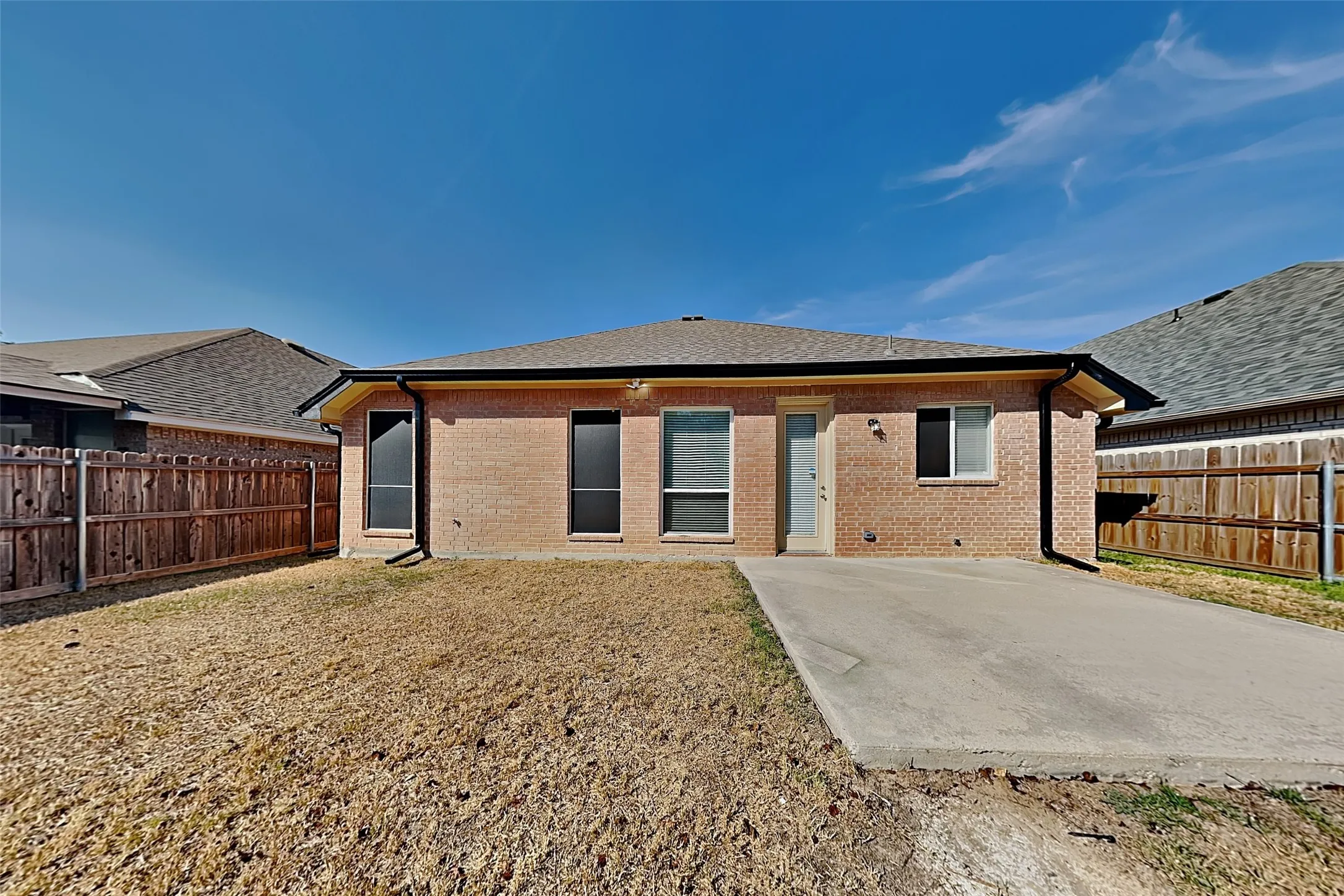 Single Family Residence For Rent in Tarrant County , 8908 Saranac Trail, Fort Worth, Texas 76118, 3 Bedroom, 2 Bathroom, 2 Garage spaces, 1,814 Sqft, built in 2001, mls#21397441, Real Estate Agent in Fort Worth, Homes For Rent in Tarrant county, Homes For Rent in Fort Worth, Realtor in Fort Worth Texas, Real Estate Brokerage Independent Realty Texas, Luminita Cordes Realtor