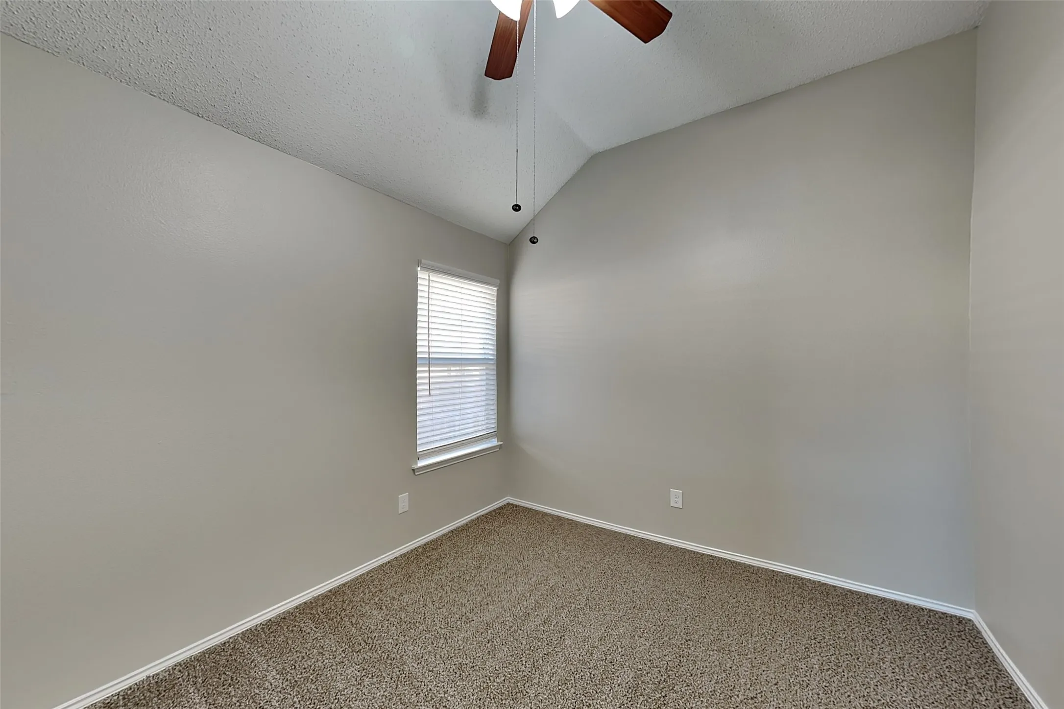 Single Family Residence For Rent in Tarrant County , 8908 Saranac Trail, Fort Worth, Texas 76118, 3 Bedroom, 2 Bathroom, 2 Garage spaces, 1,814 Sqft, built in 2001, mls#21397441, Real Estate Agent in Fort Worth, Homes For Rent in Tarrant county, Homes For Rent in Fort Worth, Realtor in Fort Worth Texas, Real Estate Brokerage Independent Realty Texas, Luminita Cordes Realtor