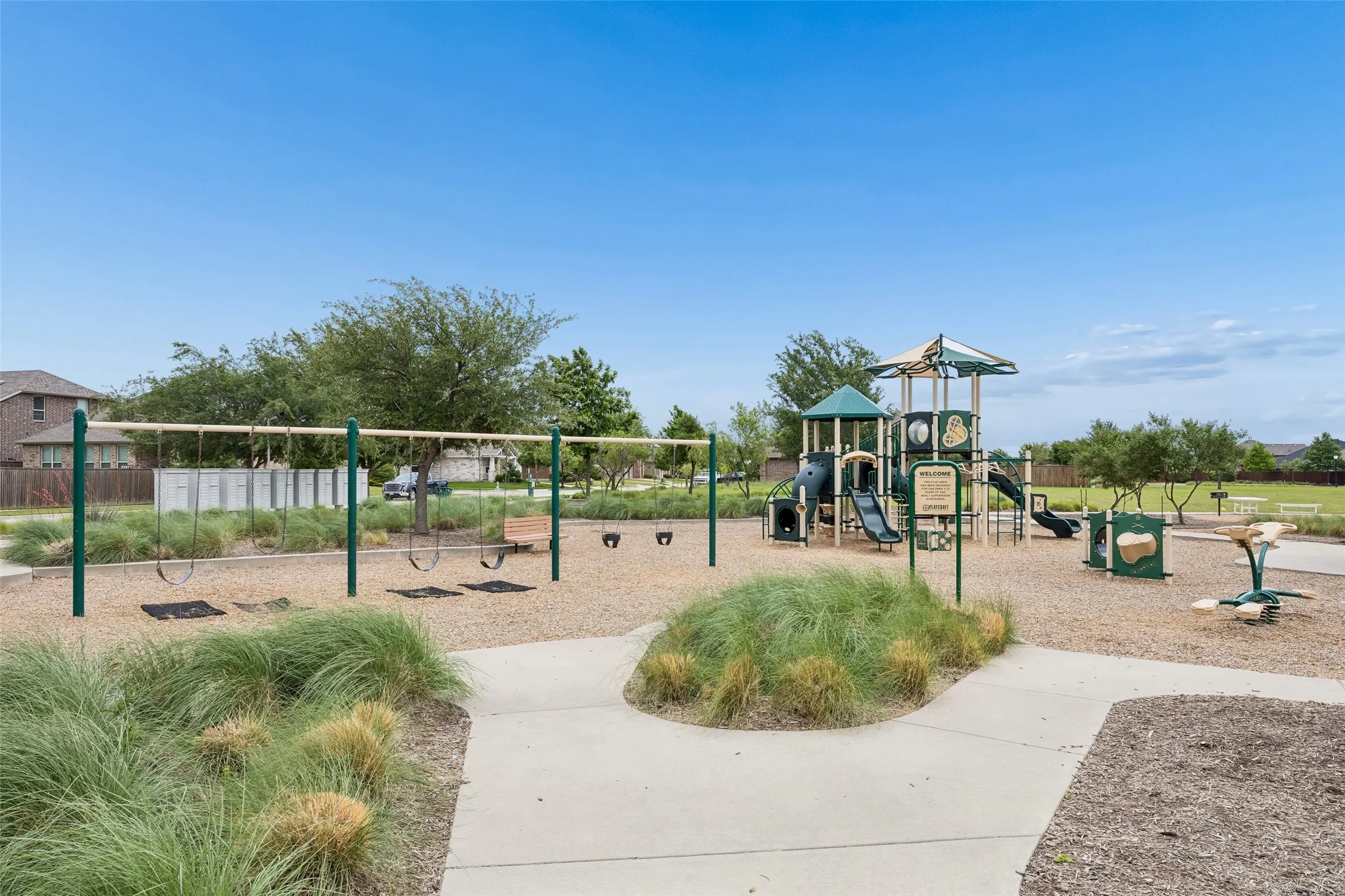 Single Family Residence For Sale in Denton County , 1940 Tomahawk Trail, Aubrey, Texas 76227, 4 Bedroom, 4 Bathroom, 3 Garage spaces, 3,502 Sqft, built in 2020, mls#21397136, Real Estate Agent in Aubrey, Homes For Sale in Denton county, Homes For Sale in Aubrey, Realtor in Aubrey Texas, Real Estate Brokerage Independent Realty Texas, Luminita Cordes Realtor