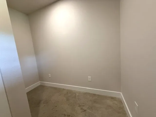 laundry extra storage