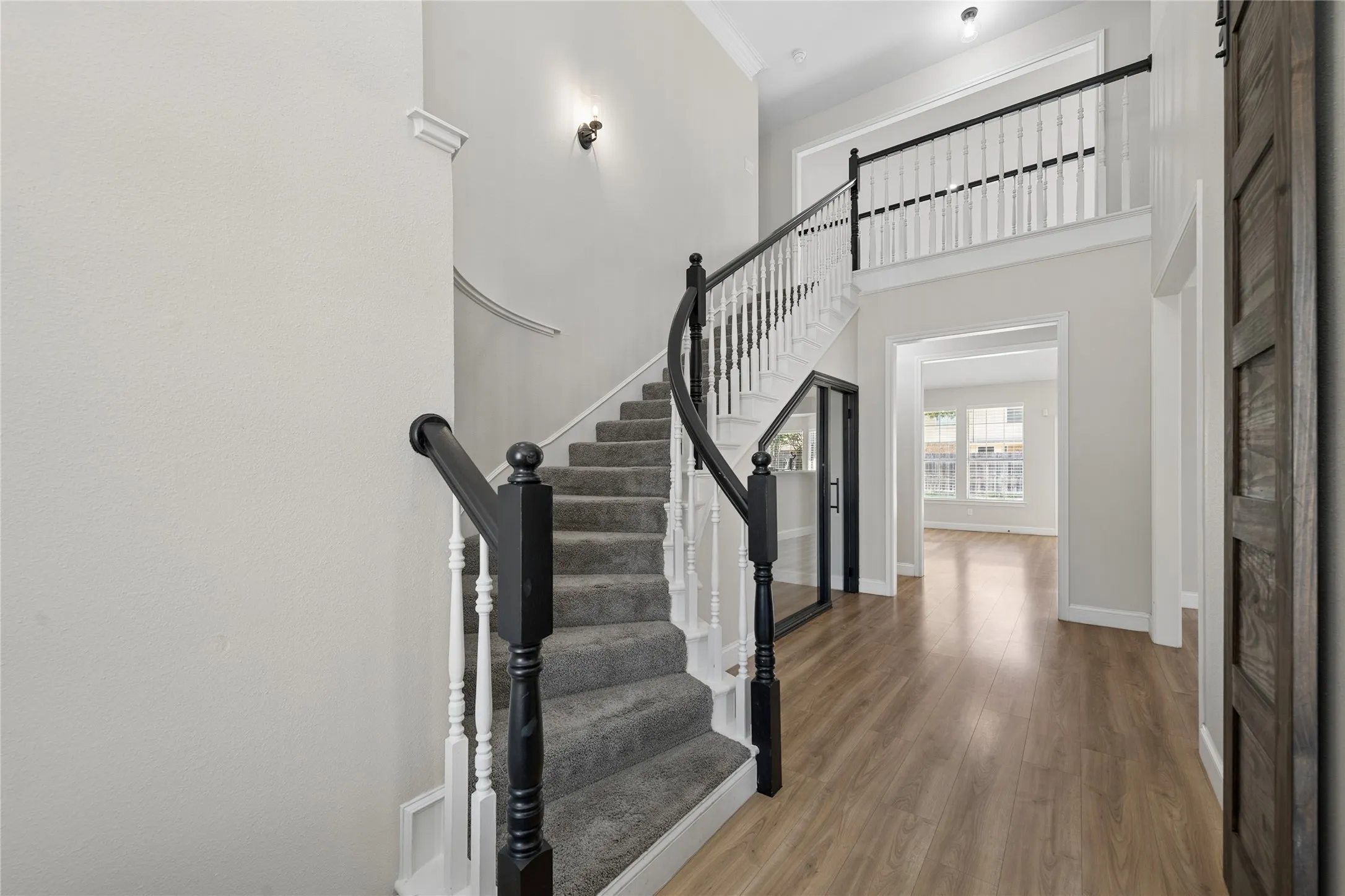 Single Family Residence For Sale in Tarrant County , 6606 Carriage Drive, Colleyville, Texas 76034, 5 Bedroom, 4 Bathroom, 2 Garage spaces, 3,683 Sqft, built in 1993, mls#21386356, Real Estate Agent in Colleyville, Homes For Sale in Tarrant county, Homes For Sale in Colleyville, Realtor in Colleyville Texas, Real Estate Brokerage Independent Realty Texas, Luminita Cordes Realtor