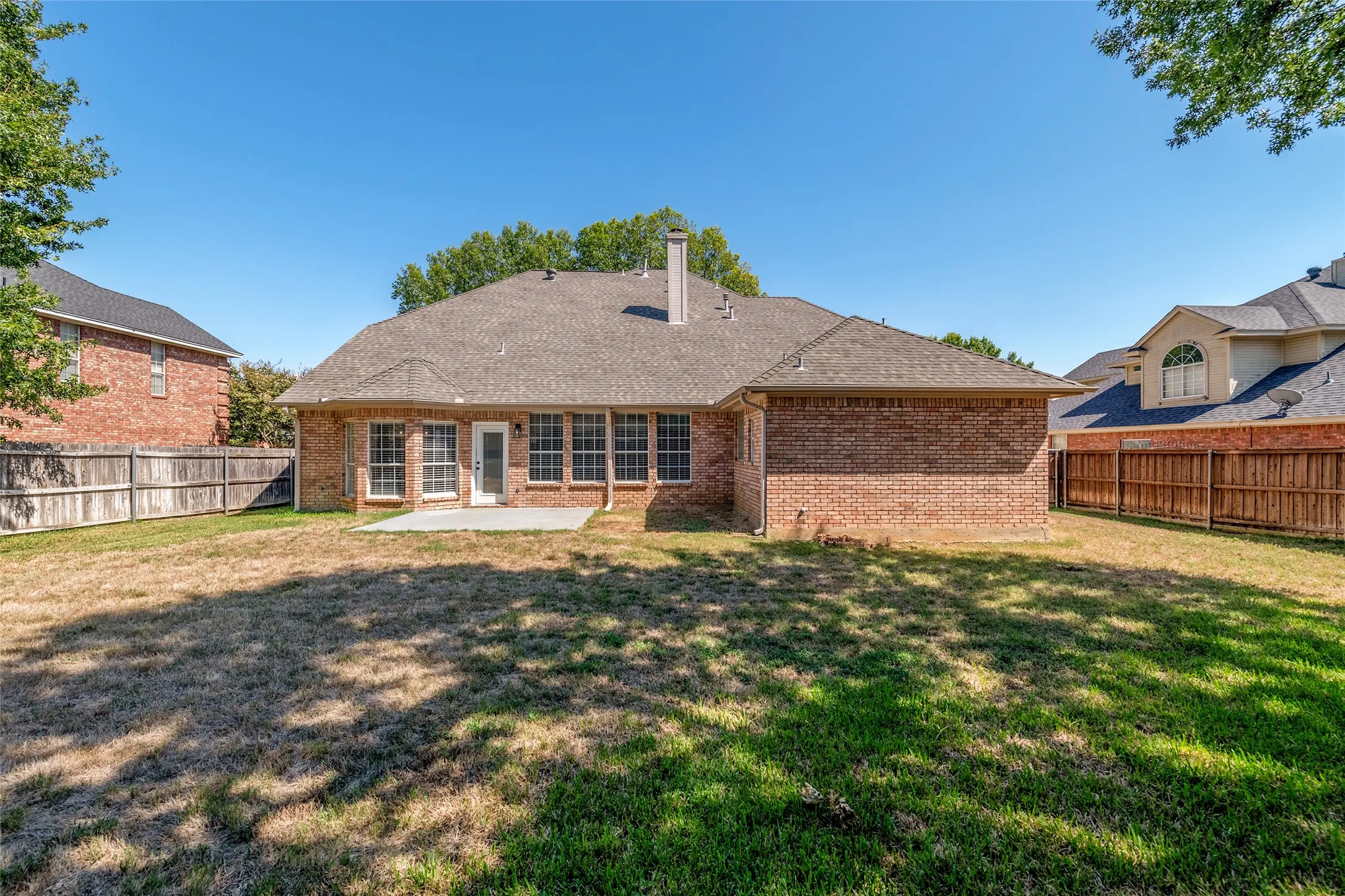 Single Family Residence For Sale in Tarrant County , 6606 Carriage Drive, Colleyville, Texas 76034, 5 Bedroom, 4 Bathroom, 2 Garage spaces, 3,683 Sqft, built in 1993, mls#21386356, Real Estate Agent in Colleyville, Homes For Sale in Tarrant county, Homes For Sale in Colleyville, Realtor in Colleyville Texas, Real Estate Brokerage Independent Realty Texas, Luminita Cordes Realtor