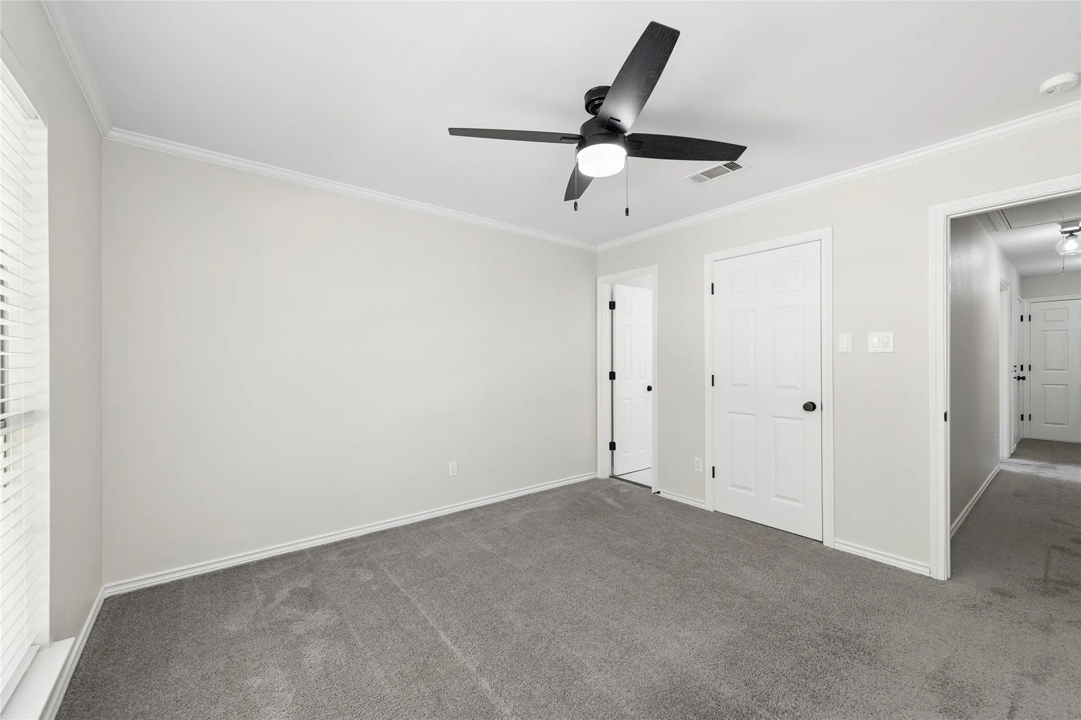 Single Family Residence For Sale in Tarrant County , 6606 Carriage Drive, Colleyville, Texas 76034, 5 Bedroom, 4 Bathroom, 2 Garage spaces, 3,683 Sqft, built in 1993, mls#21386356, Real Estate Agent in Colleyville, Homes For Sale in Tarrant county, Homes For Sale in Colleyville, Realtor in Colleyville Texas, Real Estate Brokerage Independent Realty Texas, Luminita Cordes Realtor