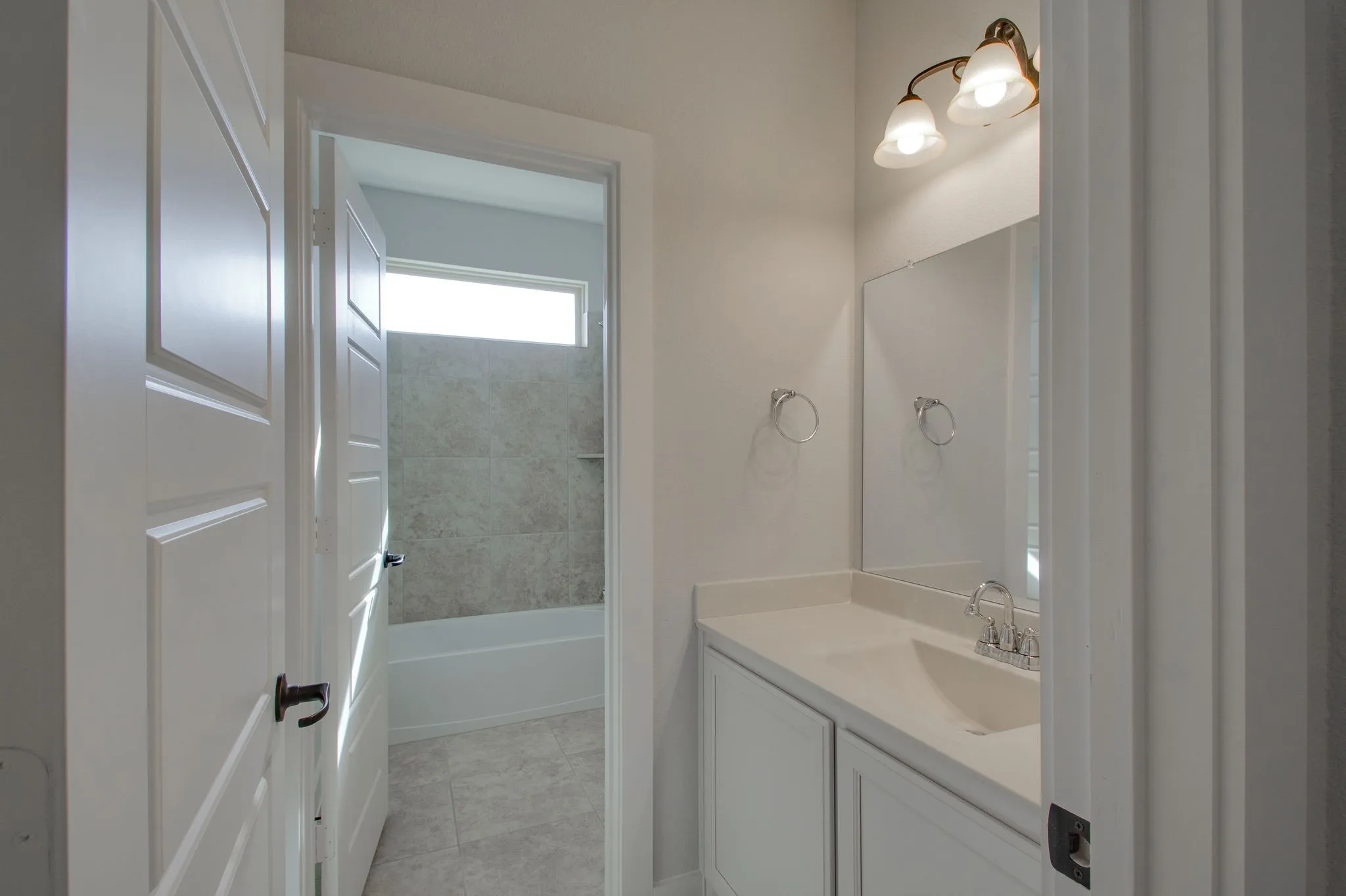 Single Family Residence For Rent in Tarrant County , 7612 Spring Drive, Watauga, Texas 76148, 4 Bedroom, 3 Bathroom, 2 Garage spaces, 2,698 Sqft, built in 2018, mls#21397458, Real Estate Agent in Watauga, Homes For Rent in Tarrant county, Homes For Rent in Watauga, Realtor in Watauga Texas, Real Estate Brokerage Independent Realty Texas, Luminita Cordes Realtor