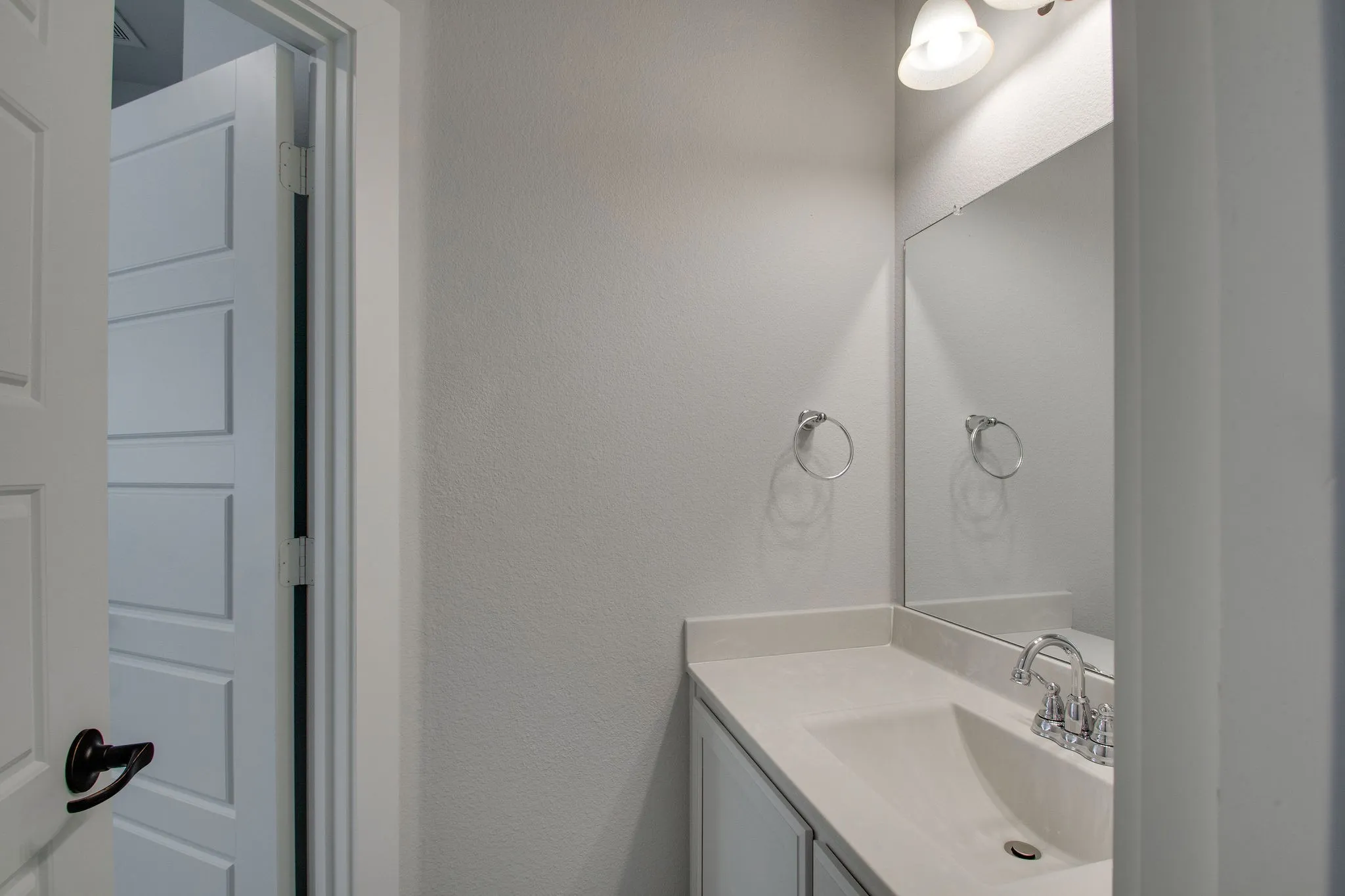 Single Family Residence For Rent in Tarrant County , 7612 Spring Drive, Watauga, Texas 76148, 4 Bedroom, 3 Bathroom, 2 Garage spaces, 2,698 Sqft, built in 2018, mls#21397458, Real Estate Agent in Watauga, Homes For Rent in Tarrant county, Homes For Rent in Watauga, Realtor in Watauga Texas, Real Estate Brokerage Independent Realty Texas, Luminita Cordes Realtor