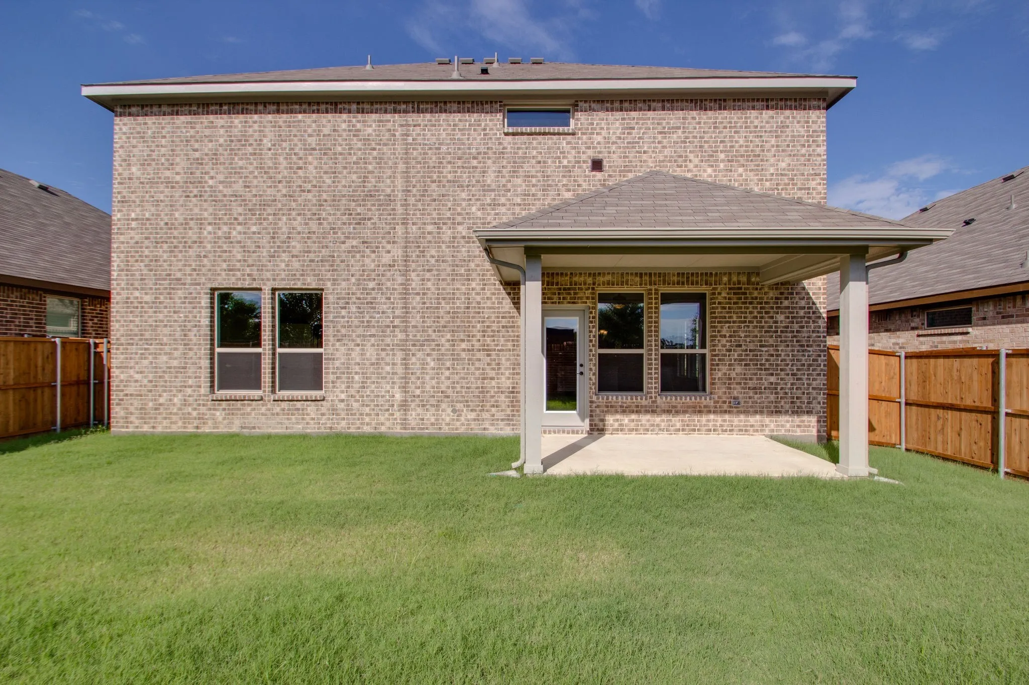 Single Family Residence For Rent in Tarrant County , 7612 Spring Drive, Watauga, Texas 76148, 4 Bedroom, 3 Bathroom, 2 Garage spaces, 2,698 Sqft, built in 2018, mls#21397458, Real Estate Agent in Watauga, Homes For Rent in Tarrant county, Homes For Rent in Watauga, Realtor in Watauga Texas, Real Estate Brokerage Independent Realty Texas, Luminita Cordes Realtor