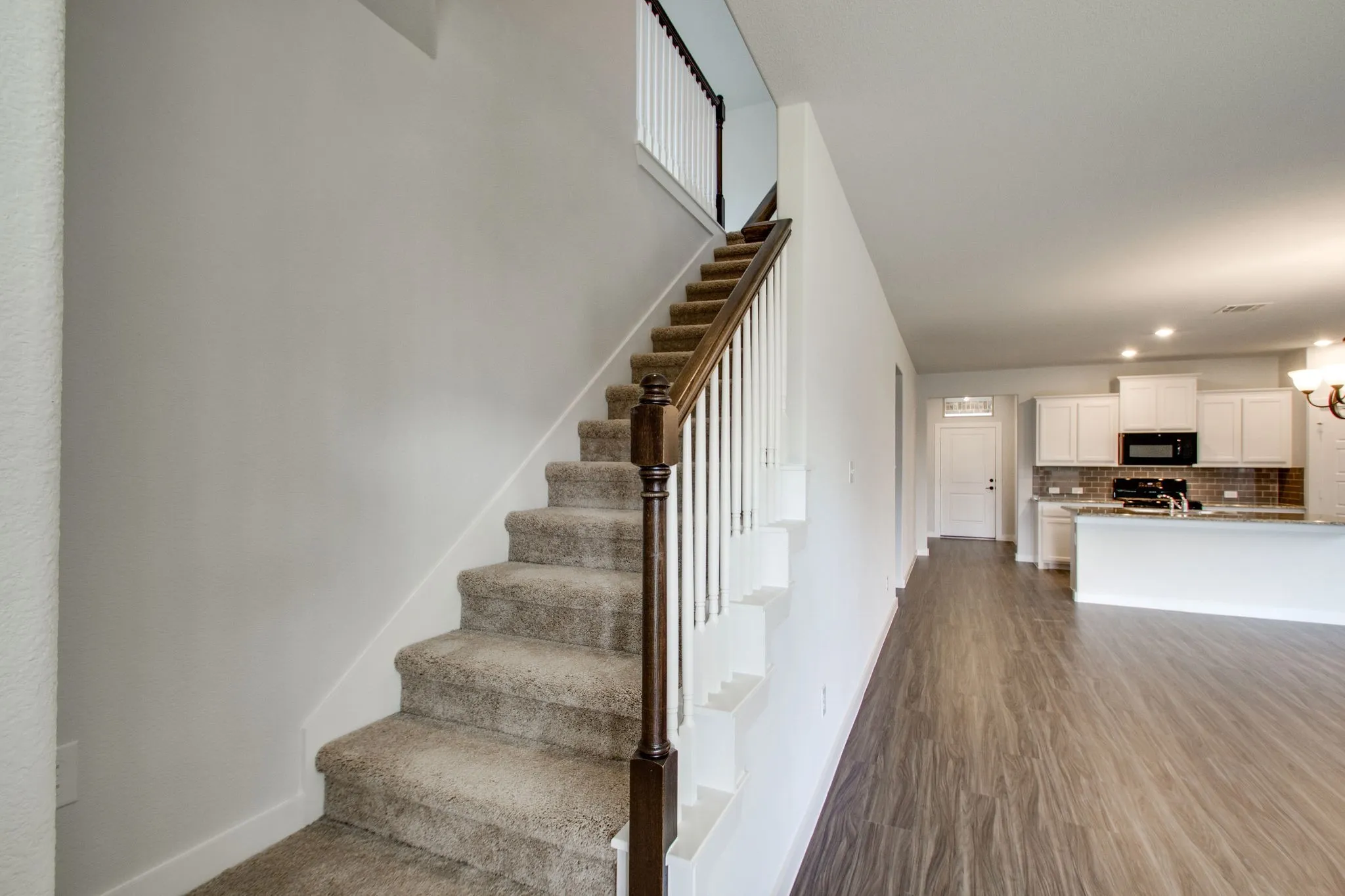 Single Family Residence For Rent in Tarrant County , 7612 Spring Drive, Watauga, Texas 76148, 4 Bedroom, 3 Bathroom, 2 Garage spaces, 2,698 Sqft, built in 2018, mls#21397458, Real Estate Agent in Watauga, Homes For Rent in Tarrant county, Homes For Rent in Watauga, Realtor in Watauga Texas, Real Estate Brokerage Independent Realty Texas, Luminita Cordes Realtor