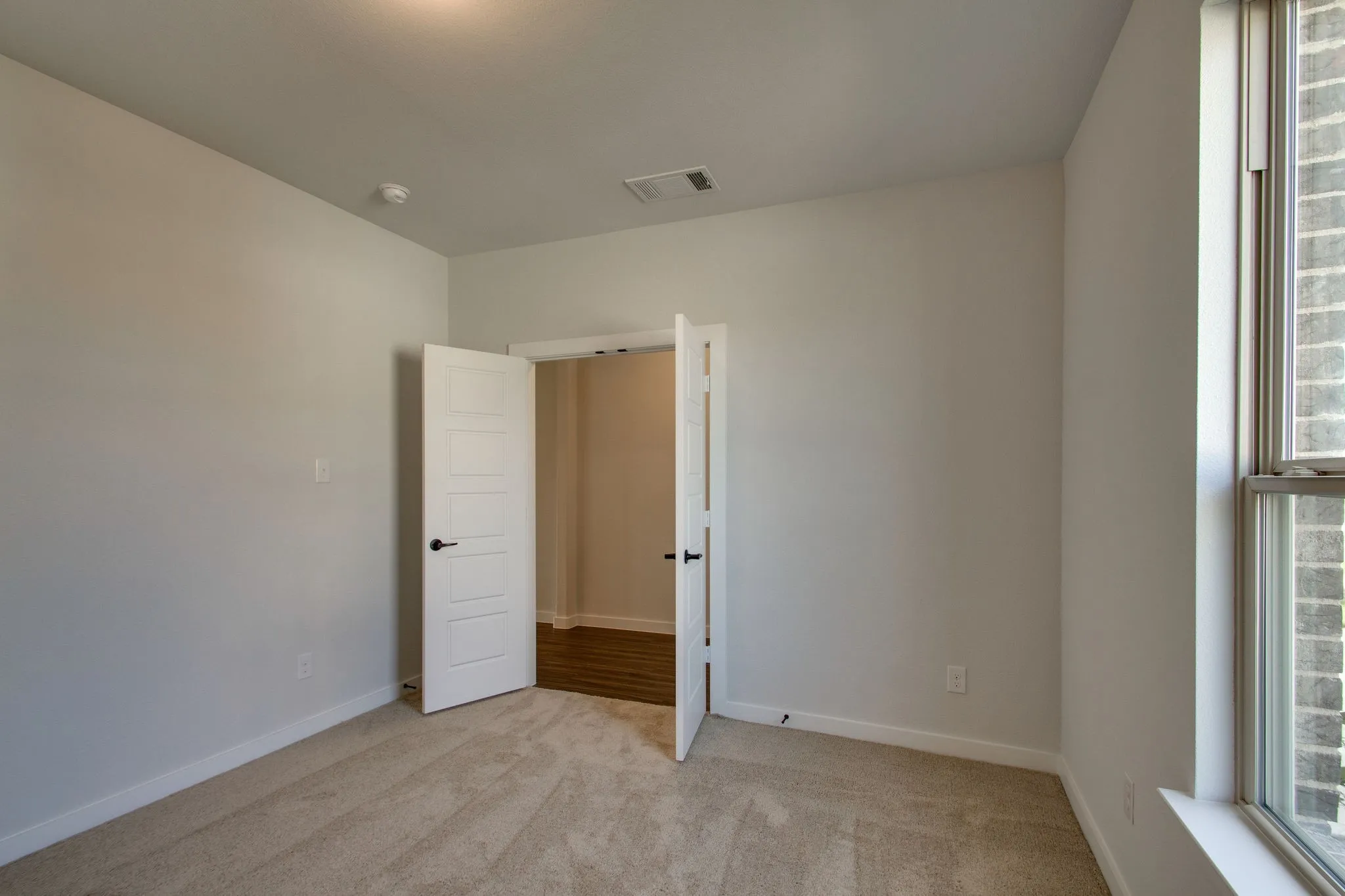 Single Family Residence For Rent in Tarrant County , 7612 Spring Drive, Watauga, Texas 76148, 4 Bedroom, 3 Bathroom, 2 Garage spaces, 2,698 Sqft, built in 2018, mls#21397458, Real Estate Agent in Watauga, Homes For Rent in Tarrant county, Homes For Rent in Watauga, Realtor in Watauga Texas, Real Estate Brokerage Independent Realty Texas, Luminita Cordes Realtor