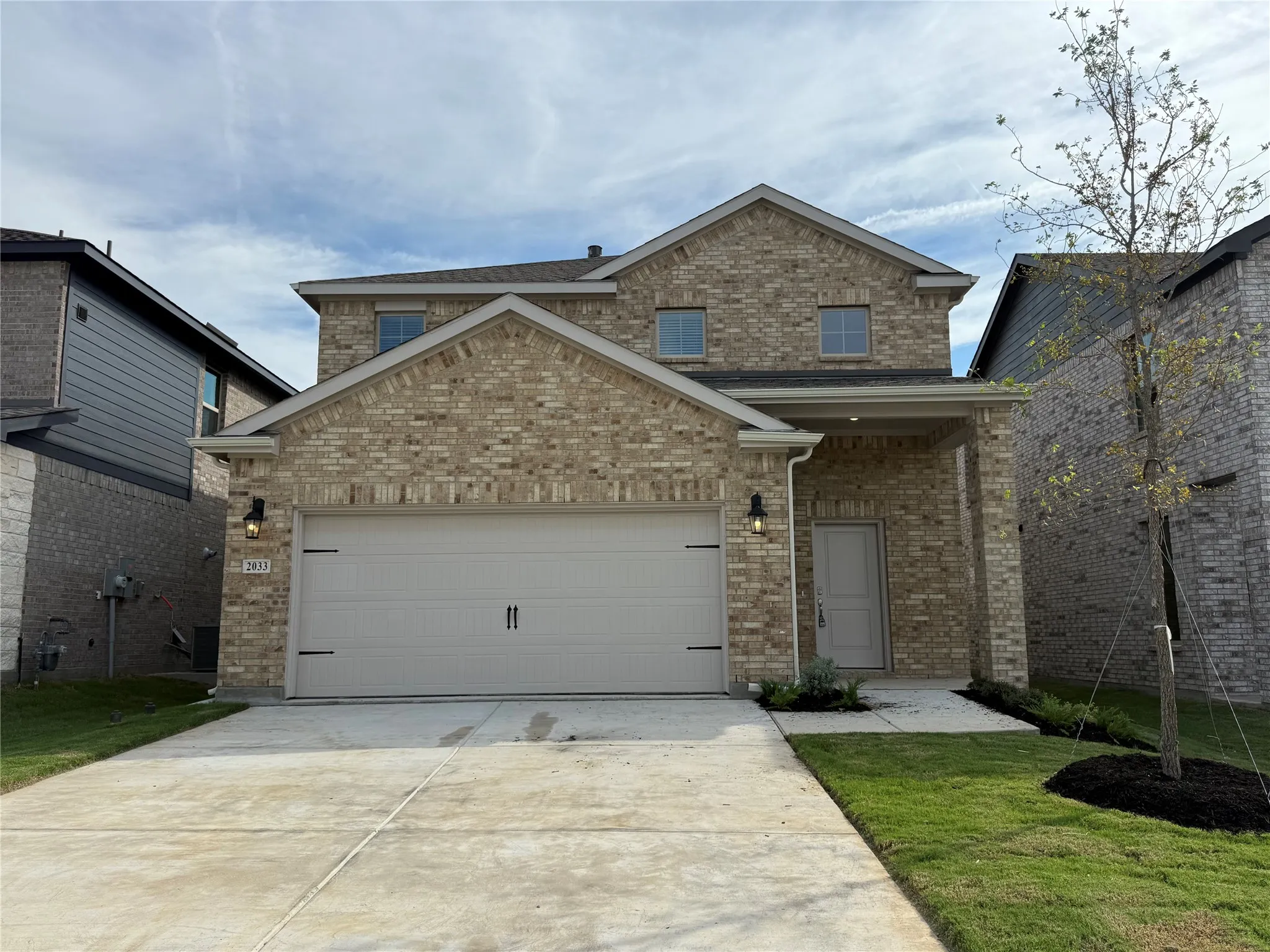 Single Family Residence For Rent